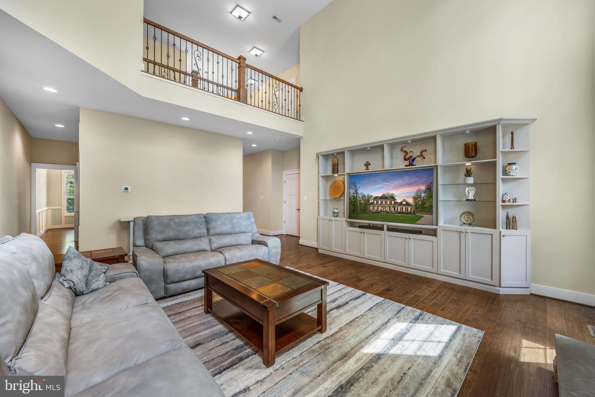 SULLIVAN ESTATES - Residential
