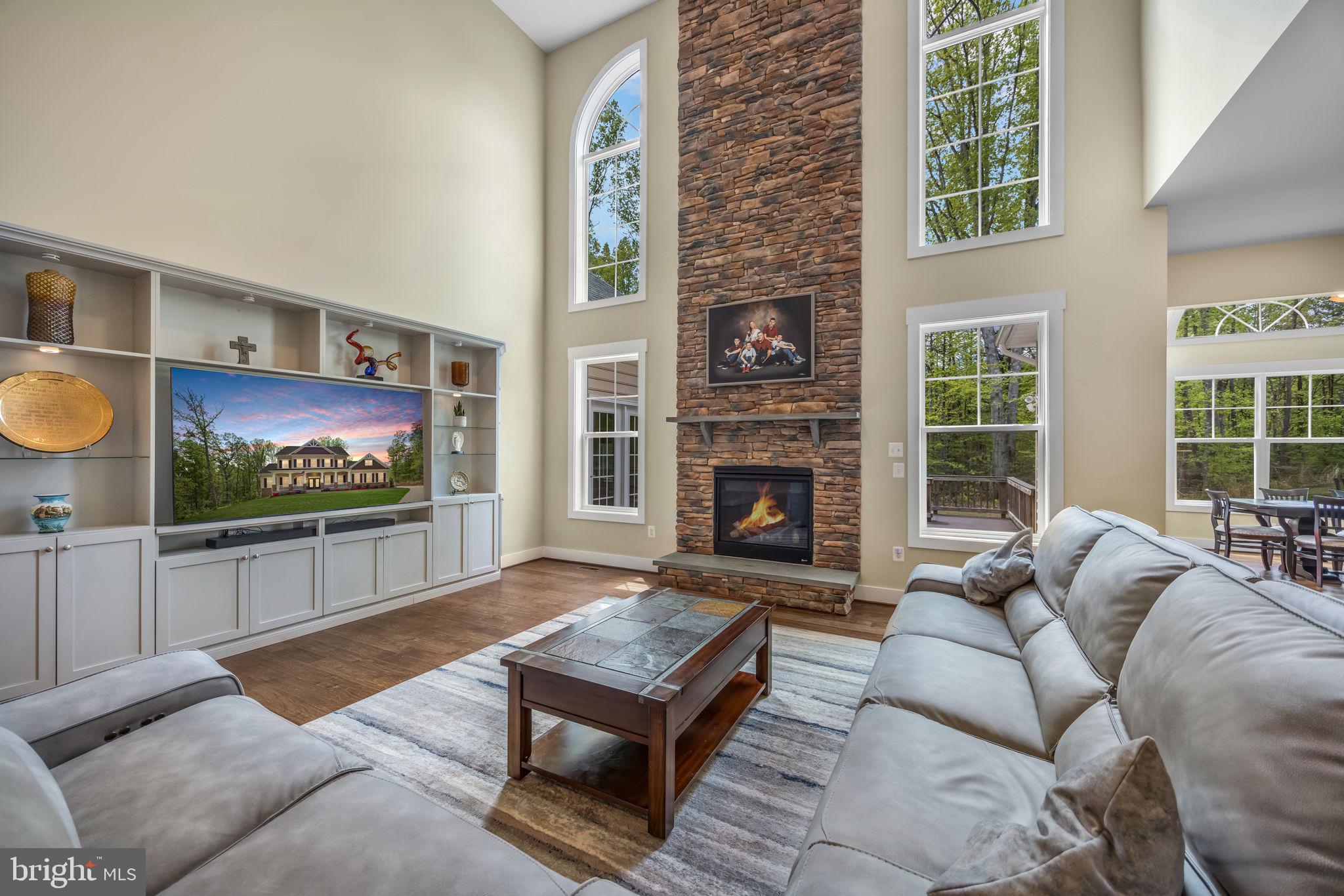 SULLIVAN ESTATES - Residential