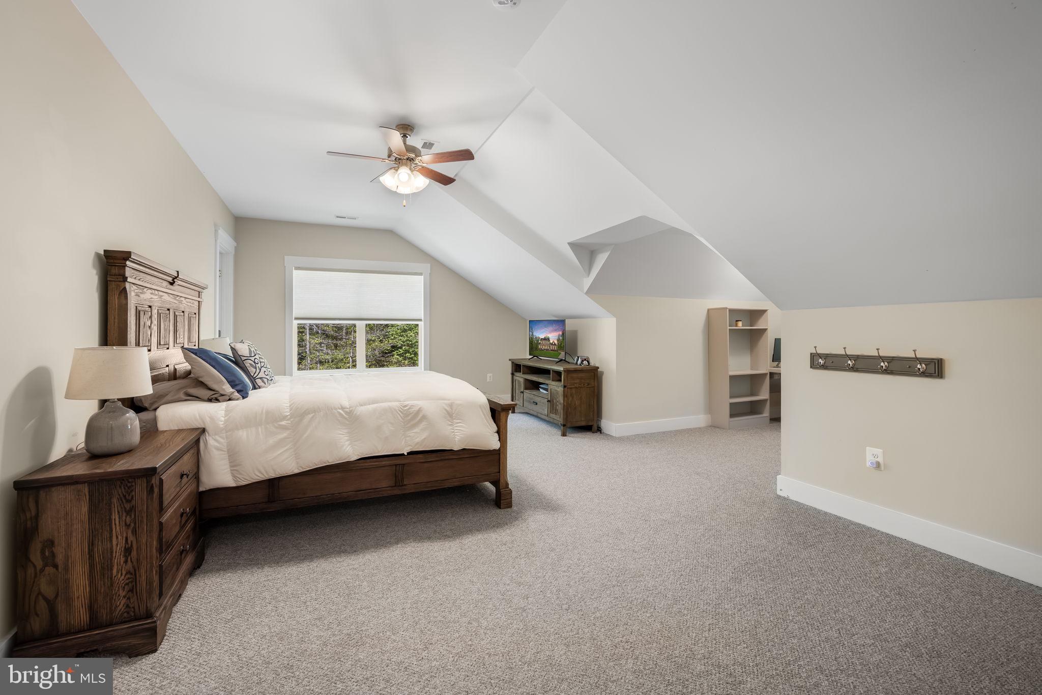 SULLIVAN ESTATES - Residential