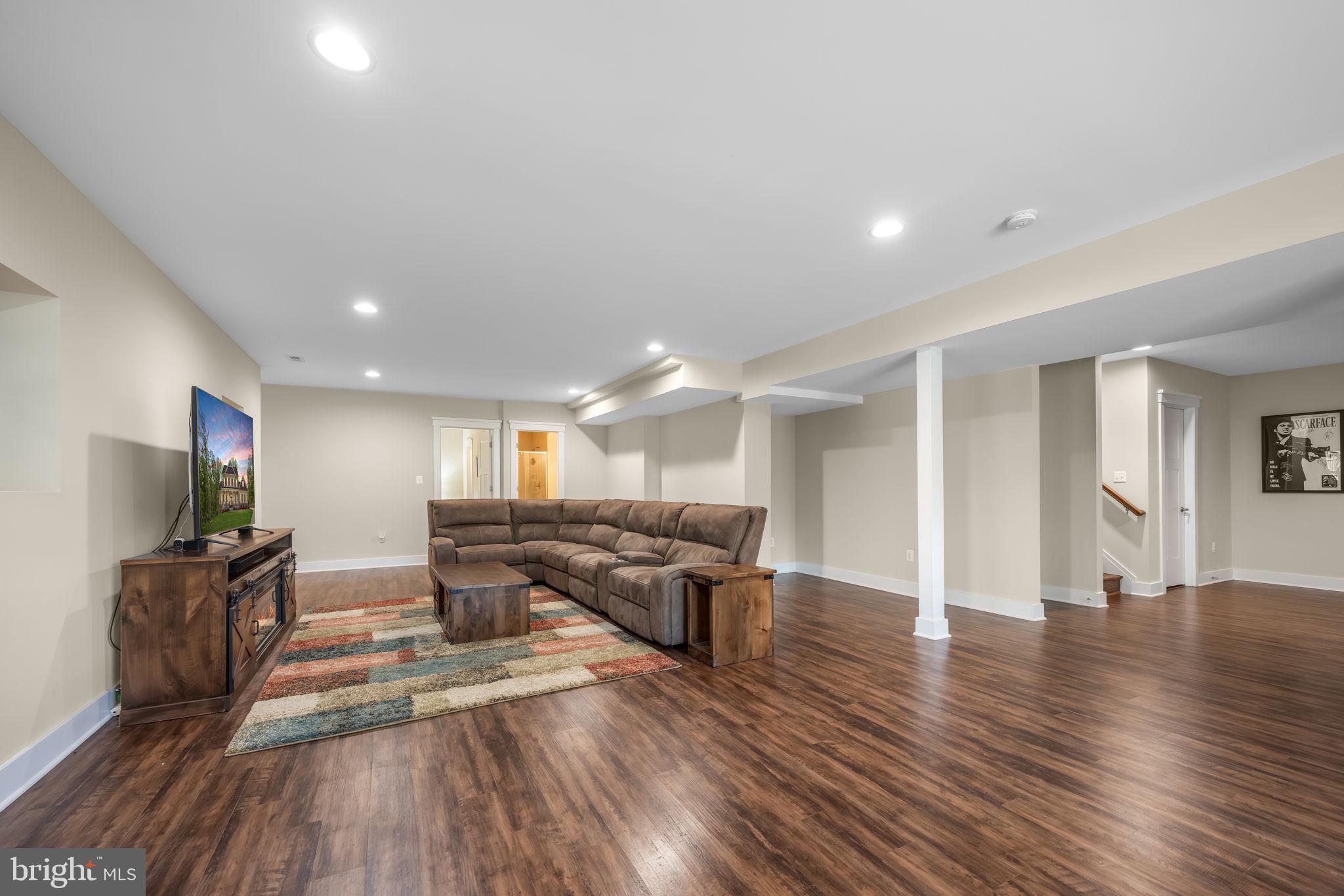 SULLIVAN ESTATES - Residential