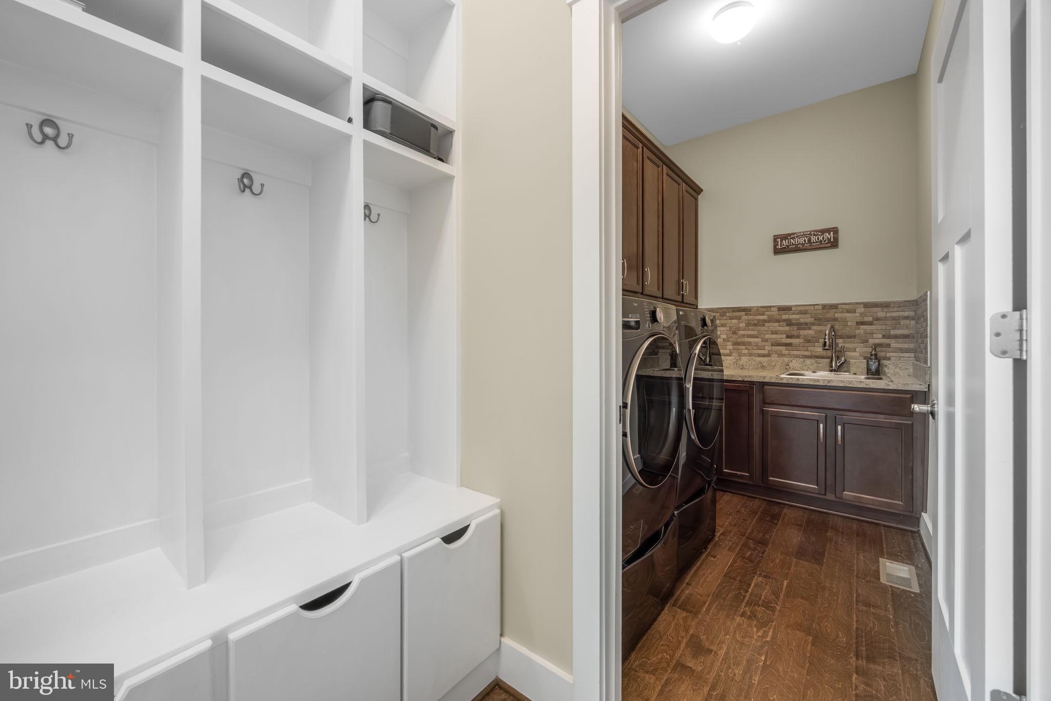 SULLIVAN ESTATES - Residential