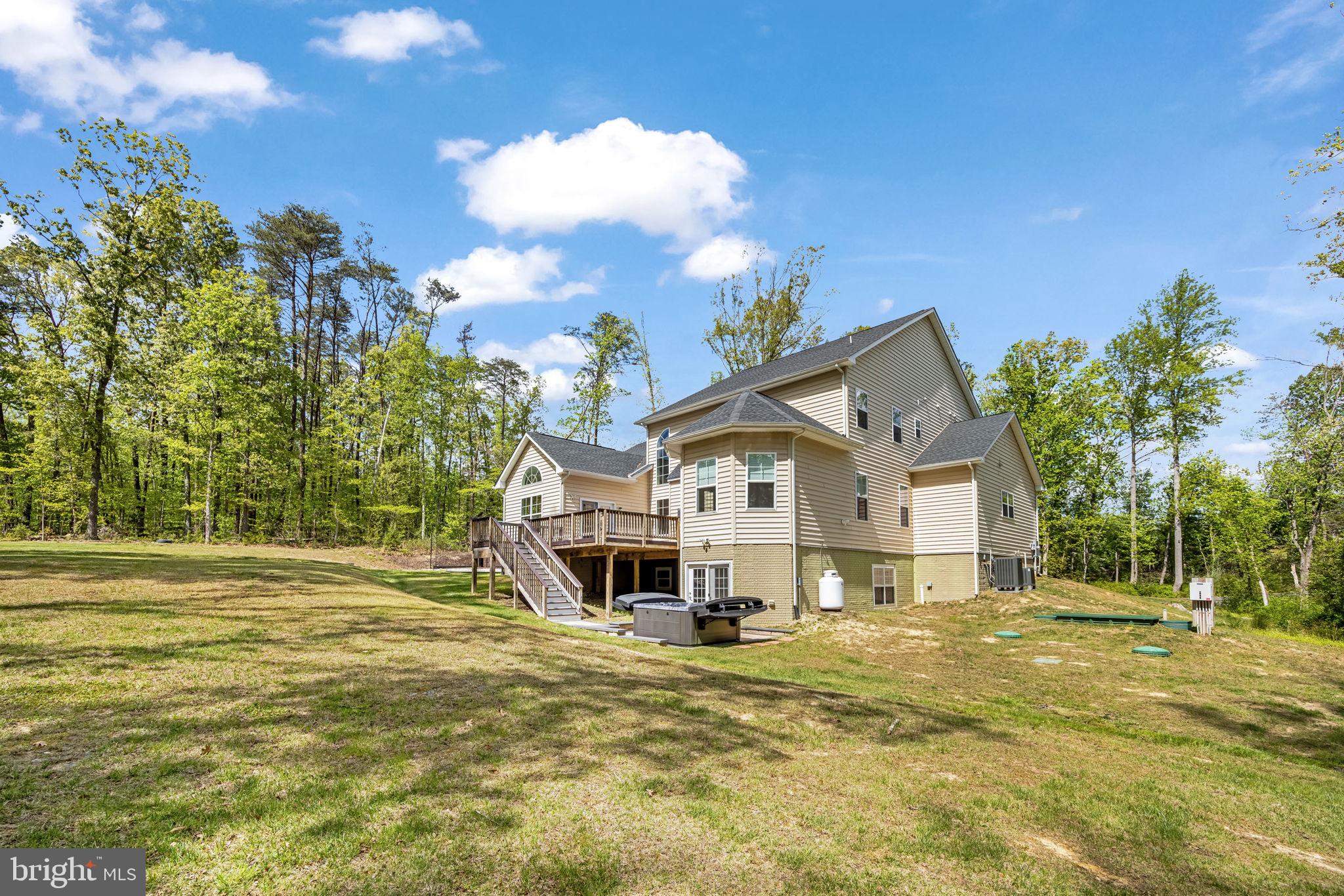 SULLIVAN ESTATES - Residential