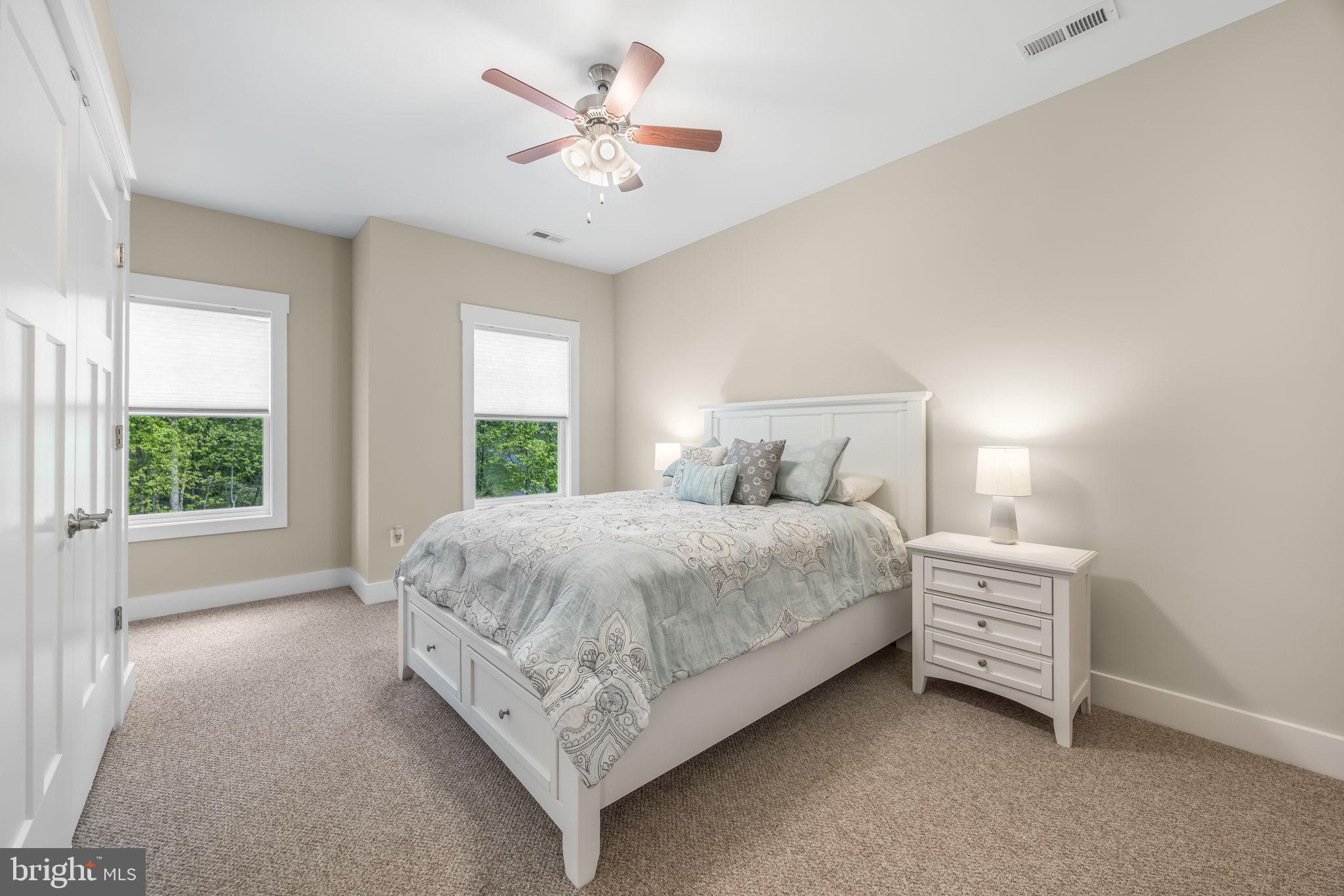 SULLIVAN ESTATES - Residential