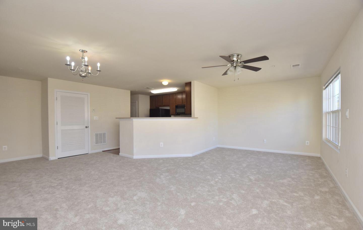 CHATSWORTH VILLAGE CONDO - Residential Lease