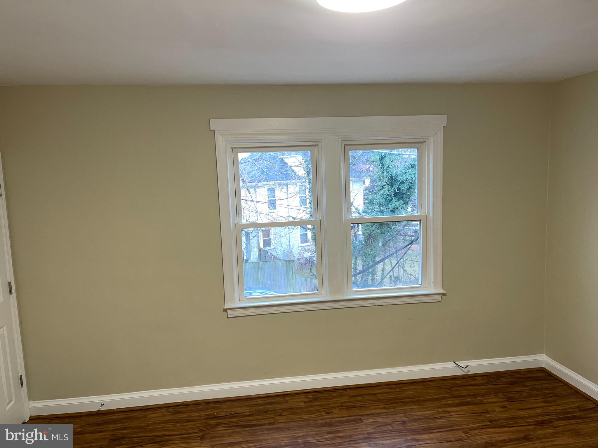 2210 NICHOLSON STREET SE 3