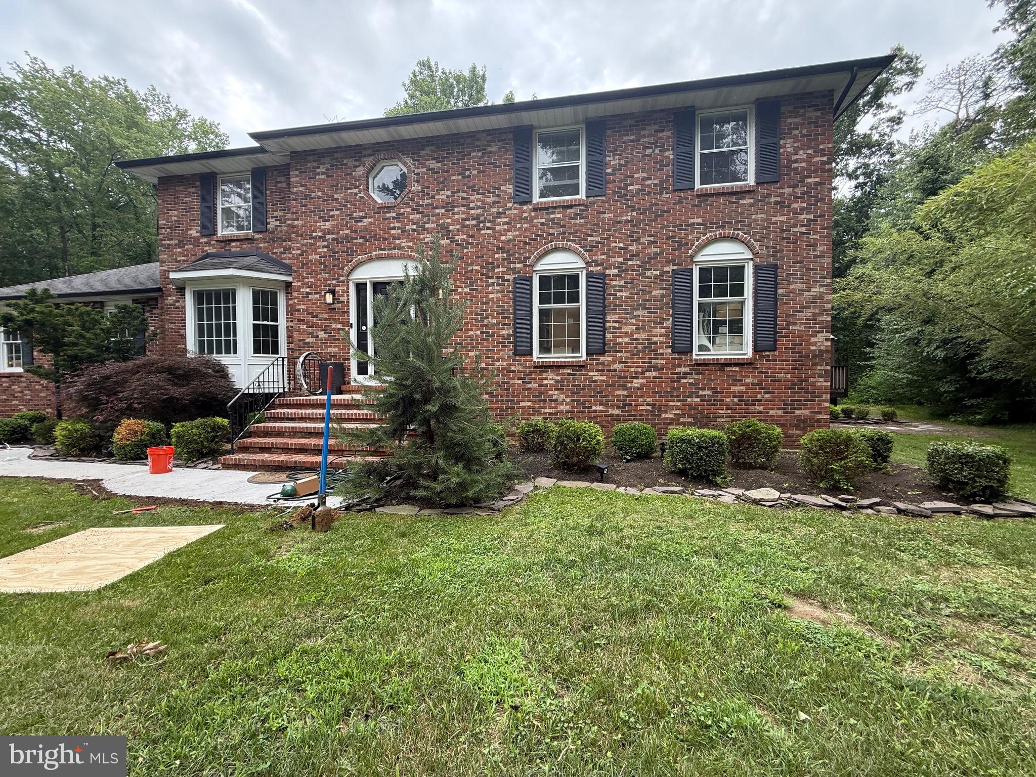 16 PINE