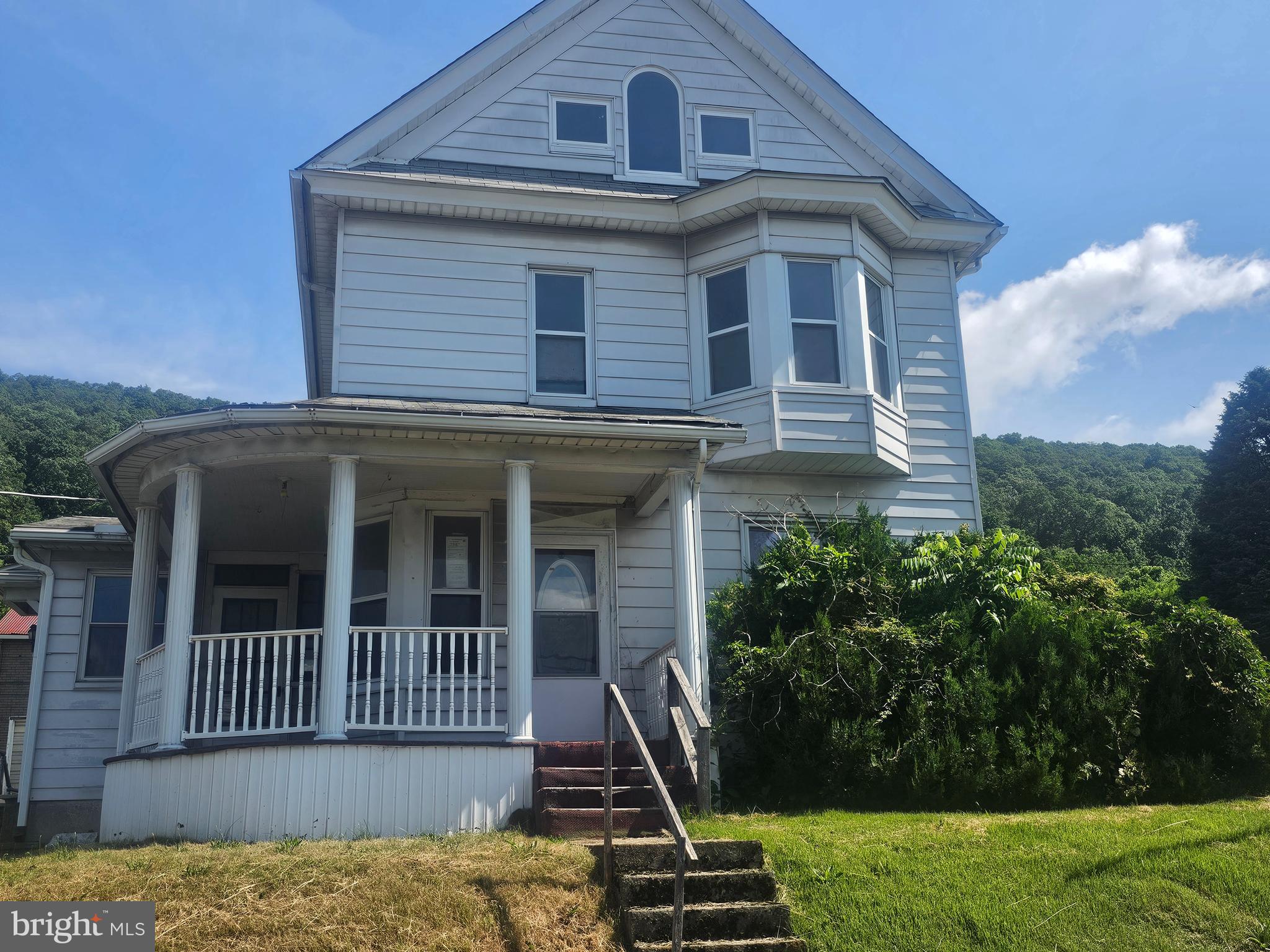 Welcome to this single-family home in Shamokin! This spacious property offers 4 bedrooms and 1.5 bathrooms, featuring a formal dining room, sunroom, first-floor laundry, and a convenient mudroom. The home boasts beautiful original woodwork throughout and custom-built-ins that add character and charm.
Additional highlights include a full basement with ample storage, a 1-car garage, a nicely sized backyard, and a covered front porch—perfect for relaxing or entertaining.
Call today for more information or to schedule a showing!
