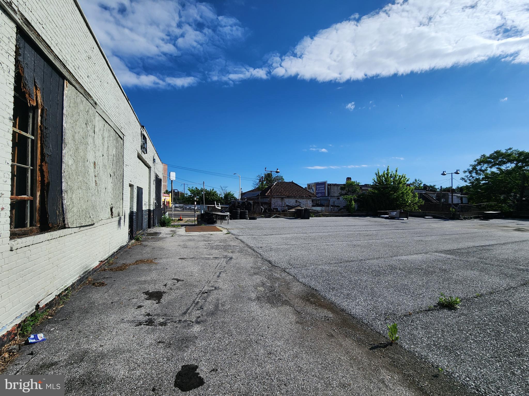 MIDTOWN EDMONDSON - Residential