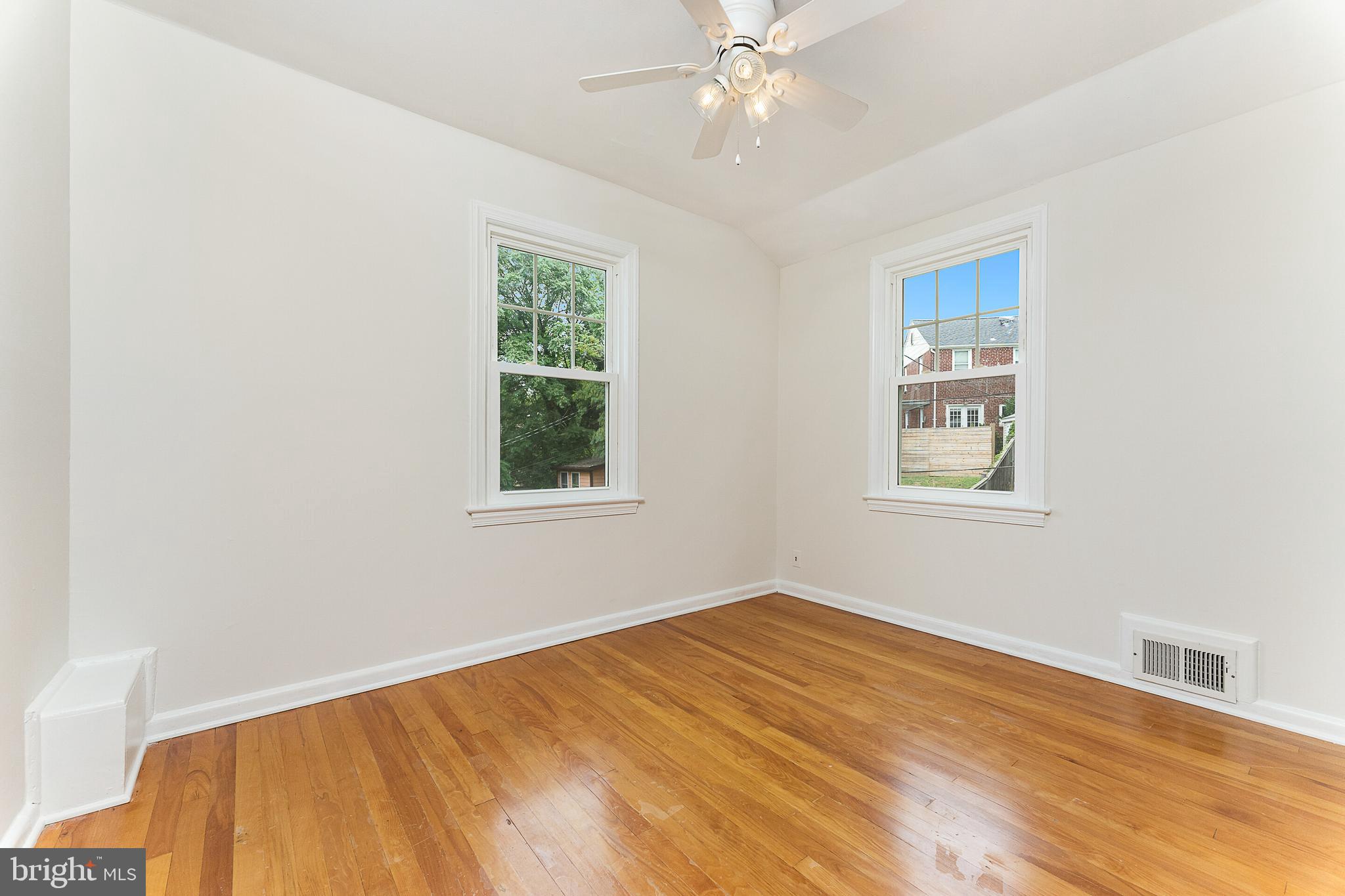 JEFFERSON MANOR - Residential Lease