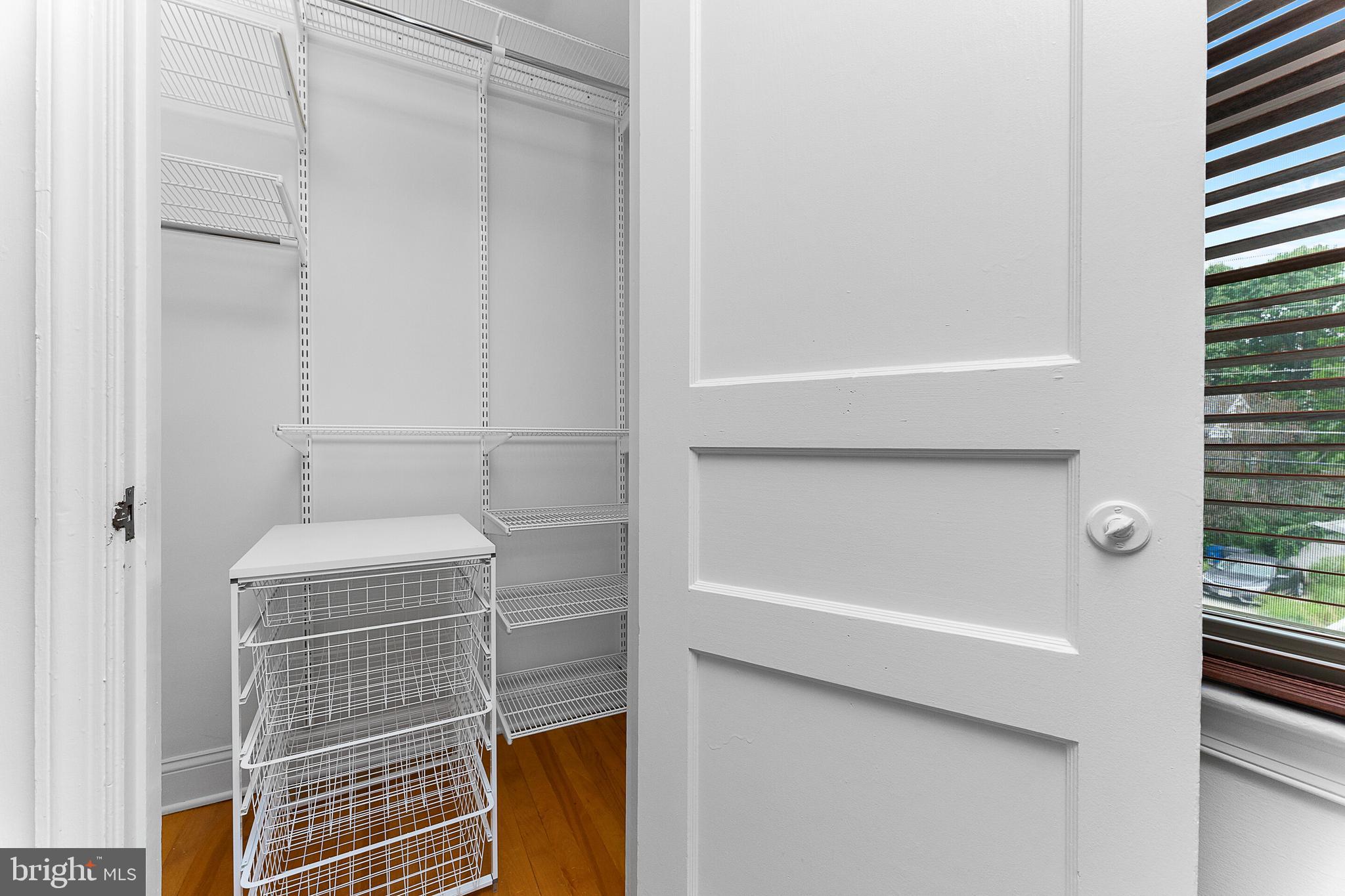 JEFFERSON MANOR - Residential Lease