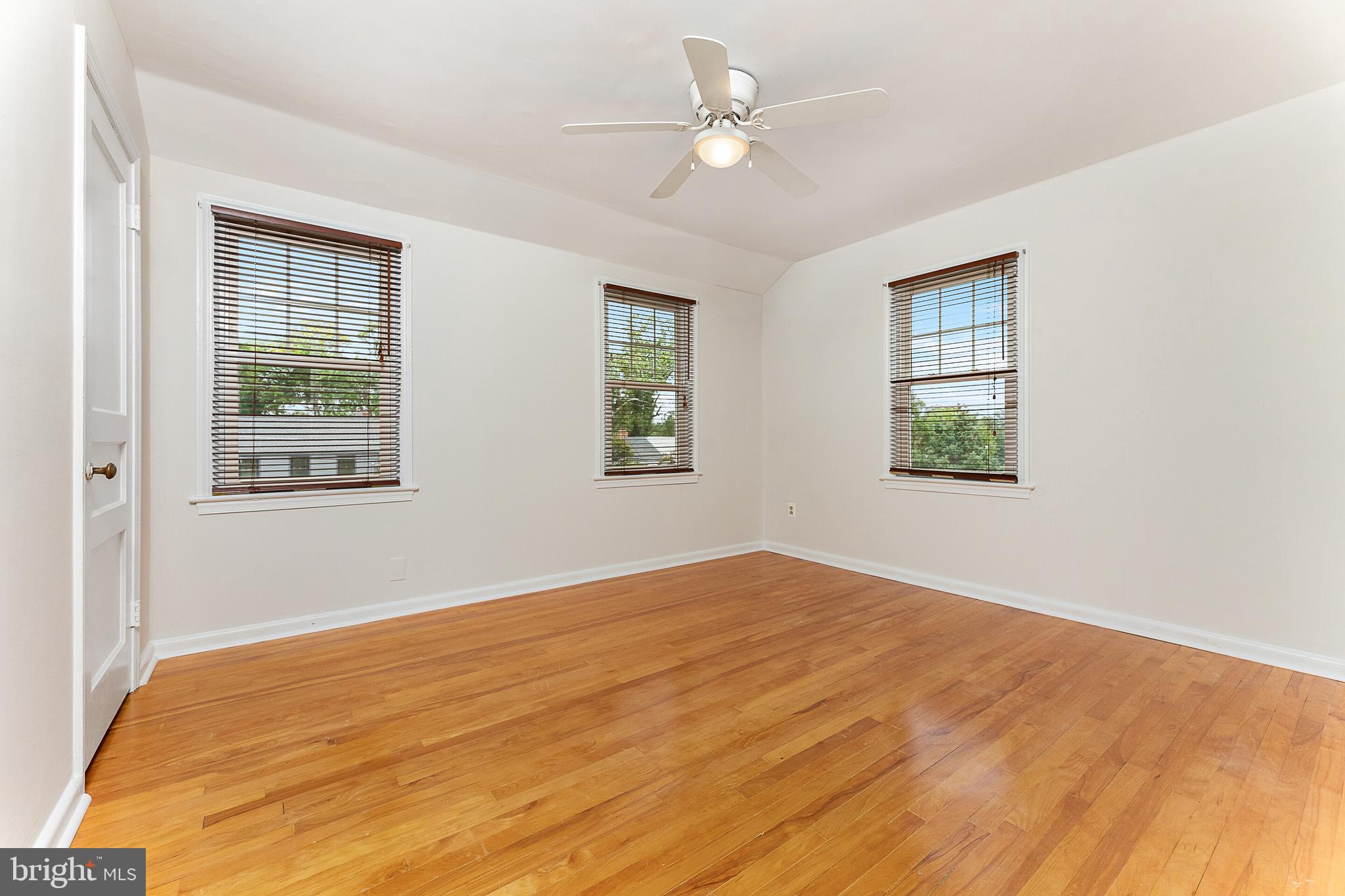 JEFFERSON MANOR - Residential Lease