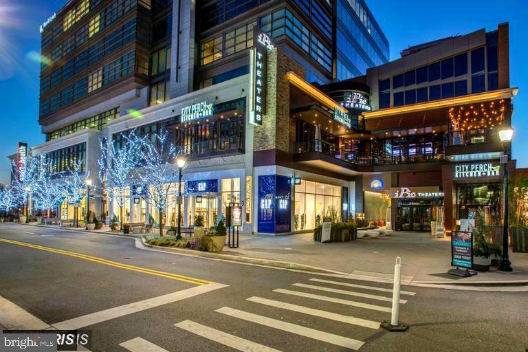 THE FORUM - Residential Lease