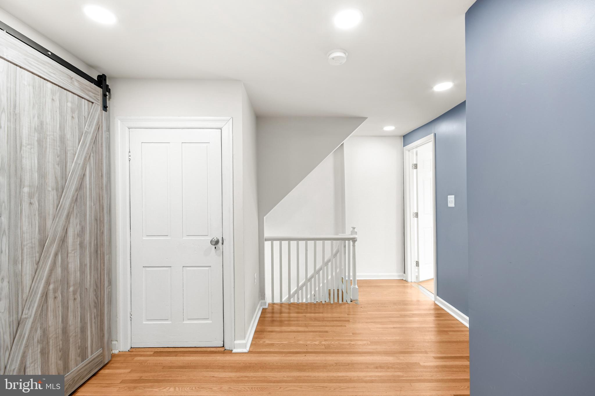 MYERSVILLE - Residential