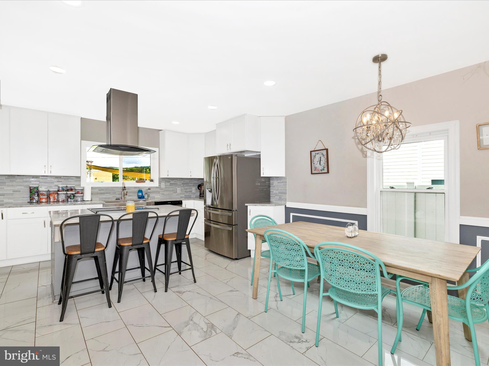 MYERSVILLE - Residential