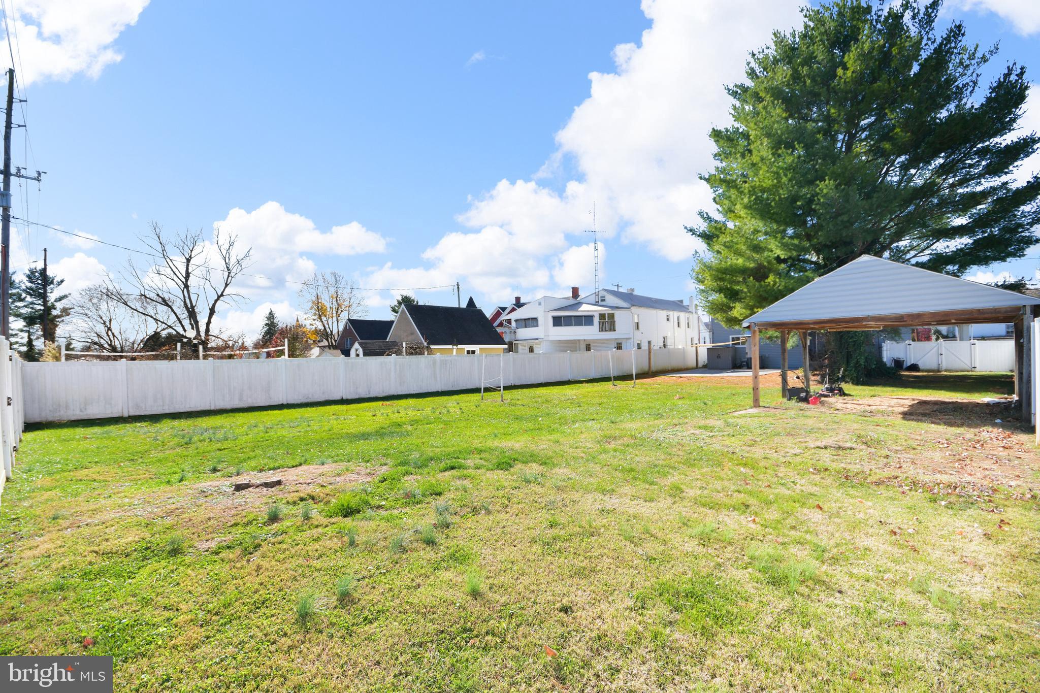 MYERSVILLE - Residential