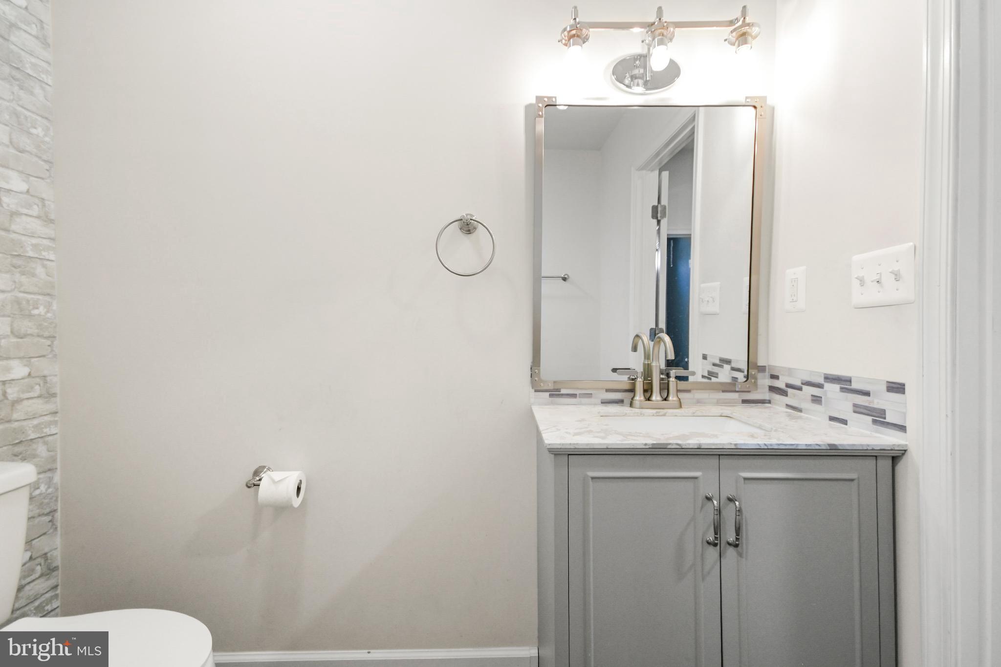 MYERSVILLE - Residential