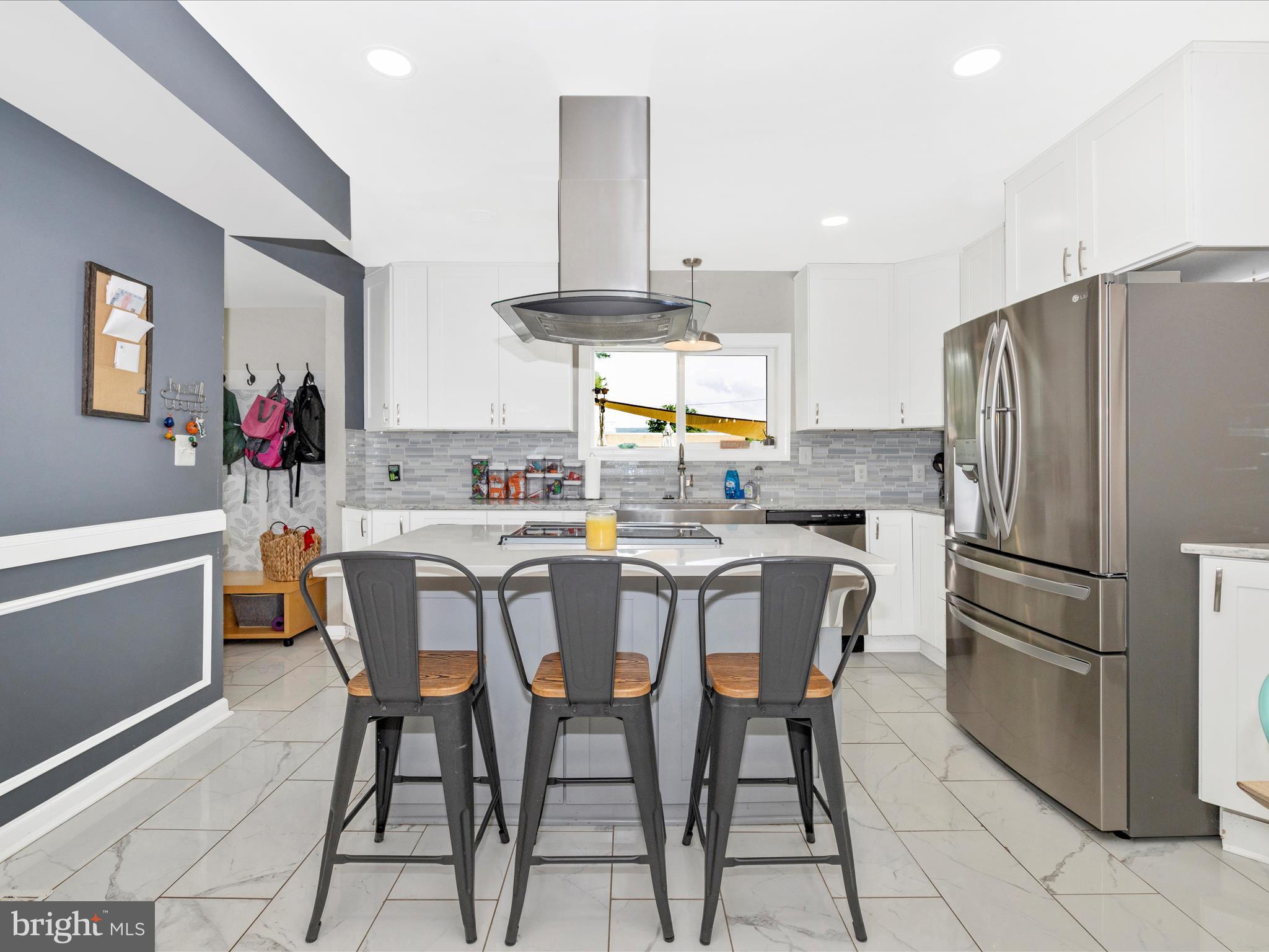 MYERSVILLE - Residential