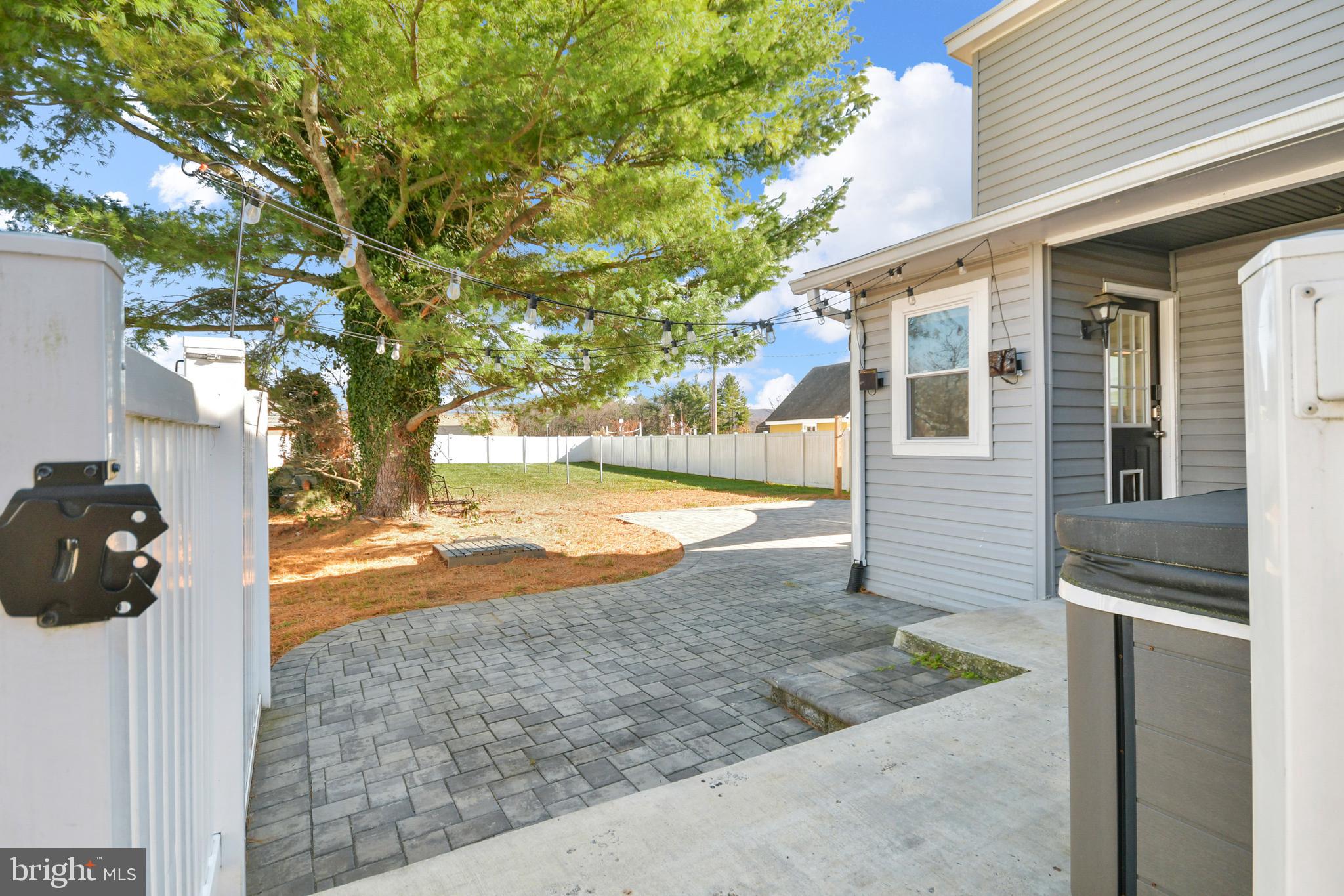 MYERSVILLE - Residential