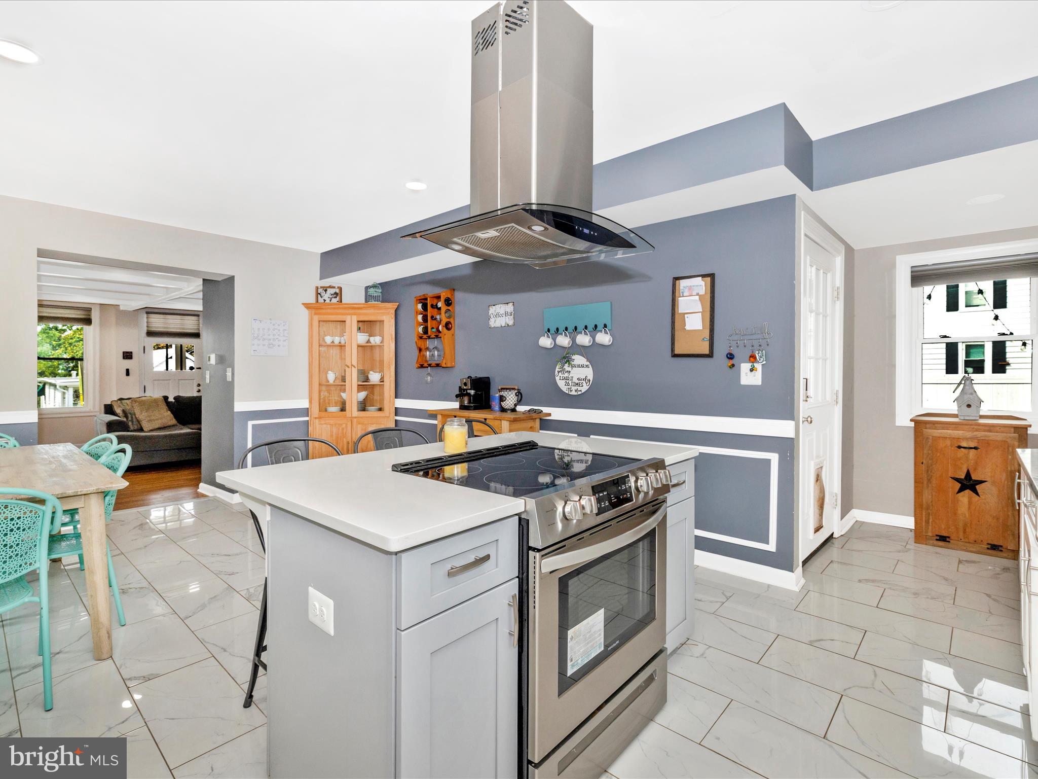 MYERSVILLE - Residential