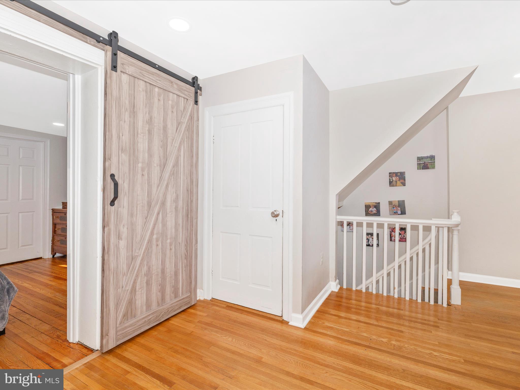 MYERSVILLE - Residential