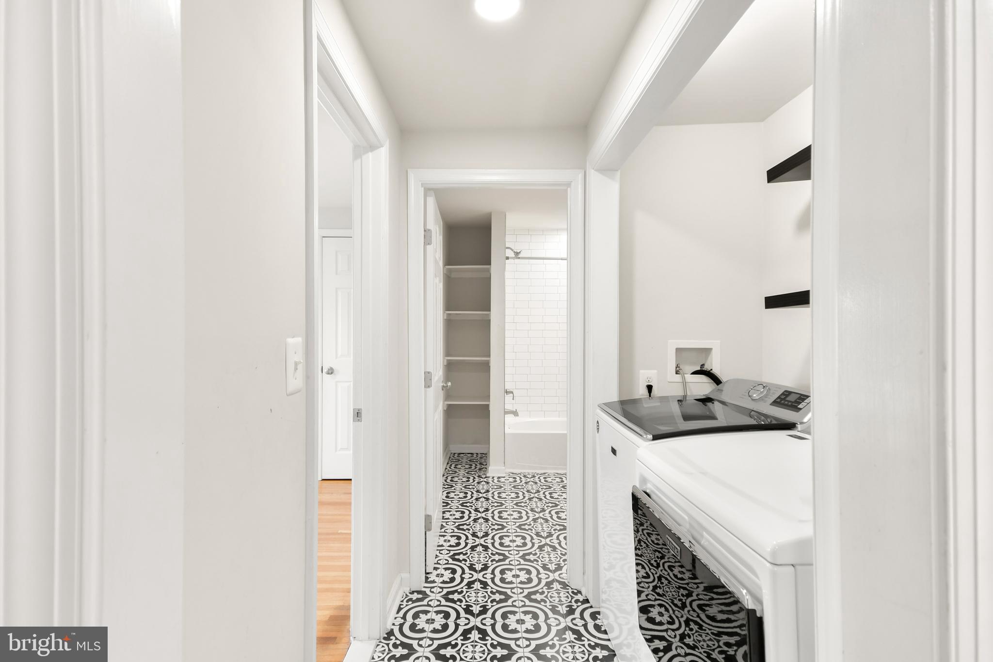 MYERSVILLE - Residential