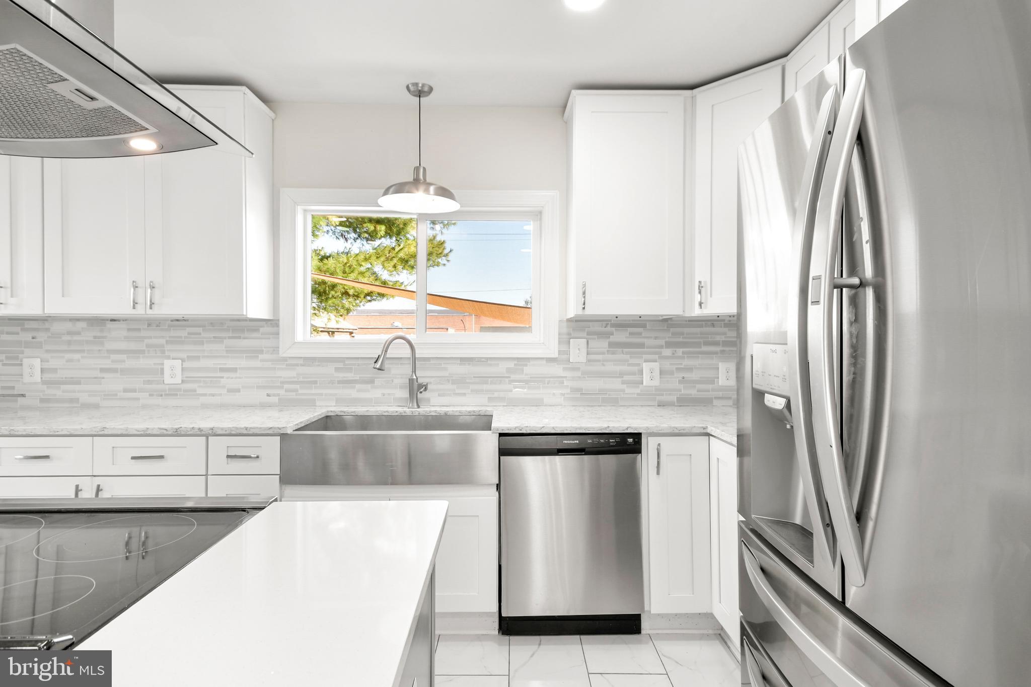 MYERSVILLE - Residential