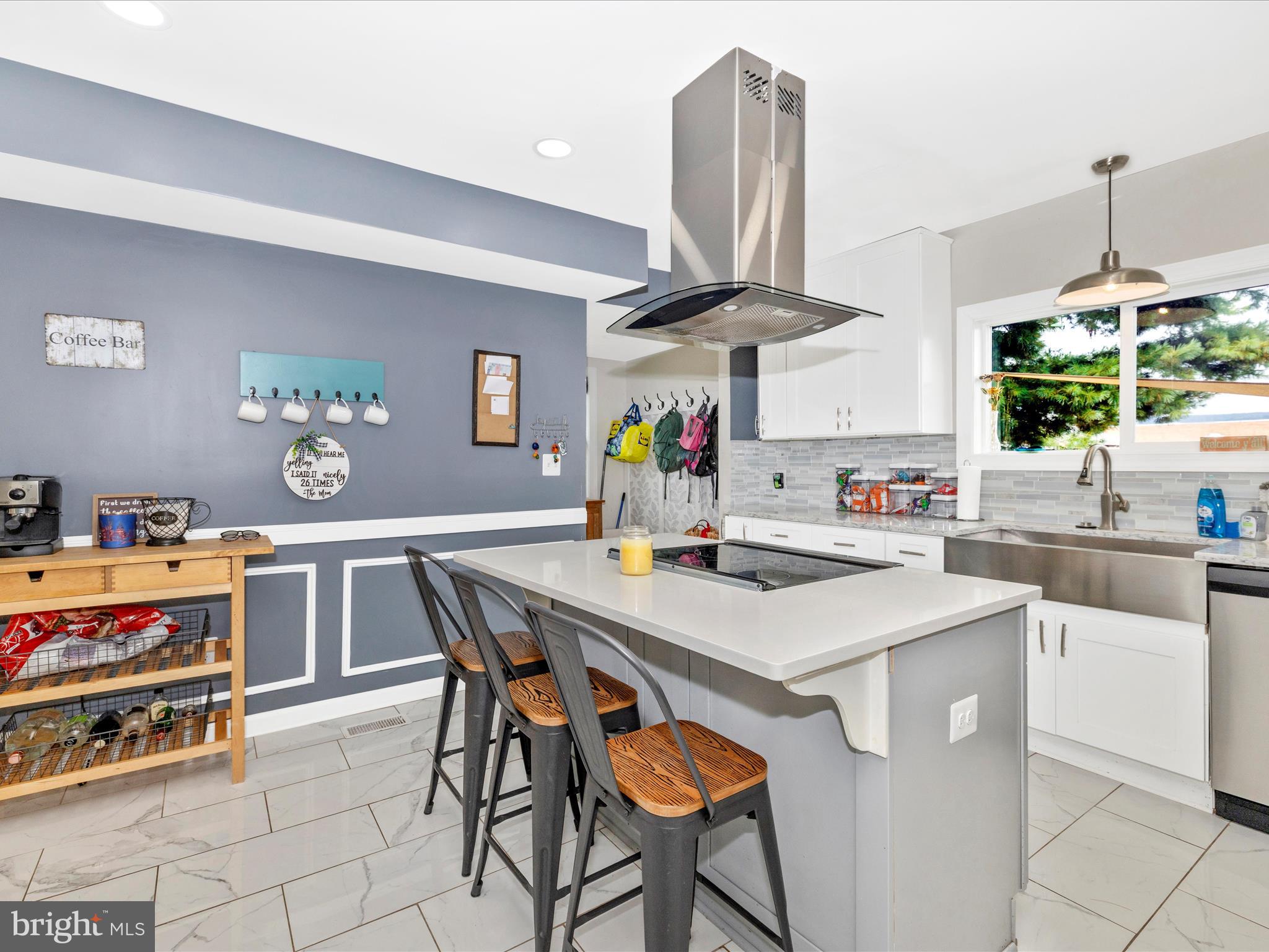 MYERSVILLE - Residential