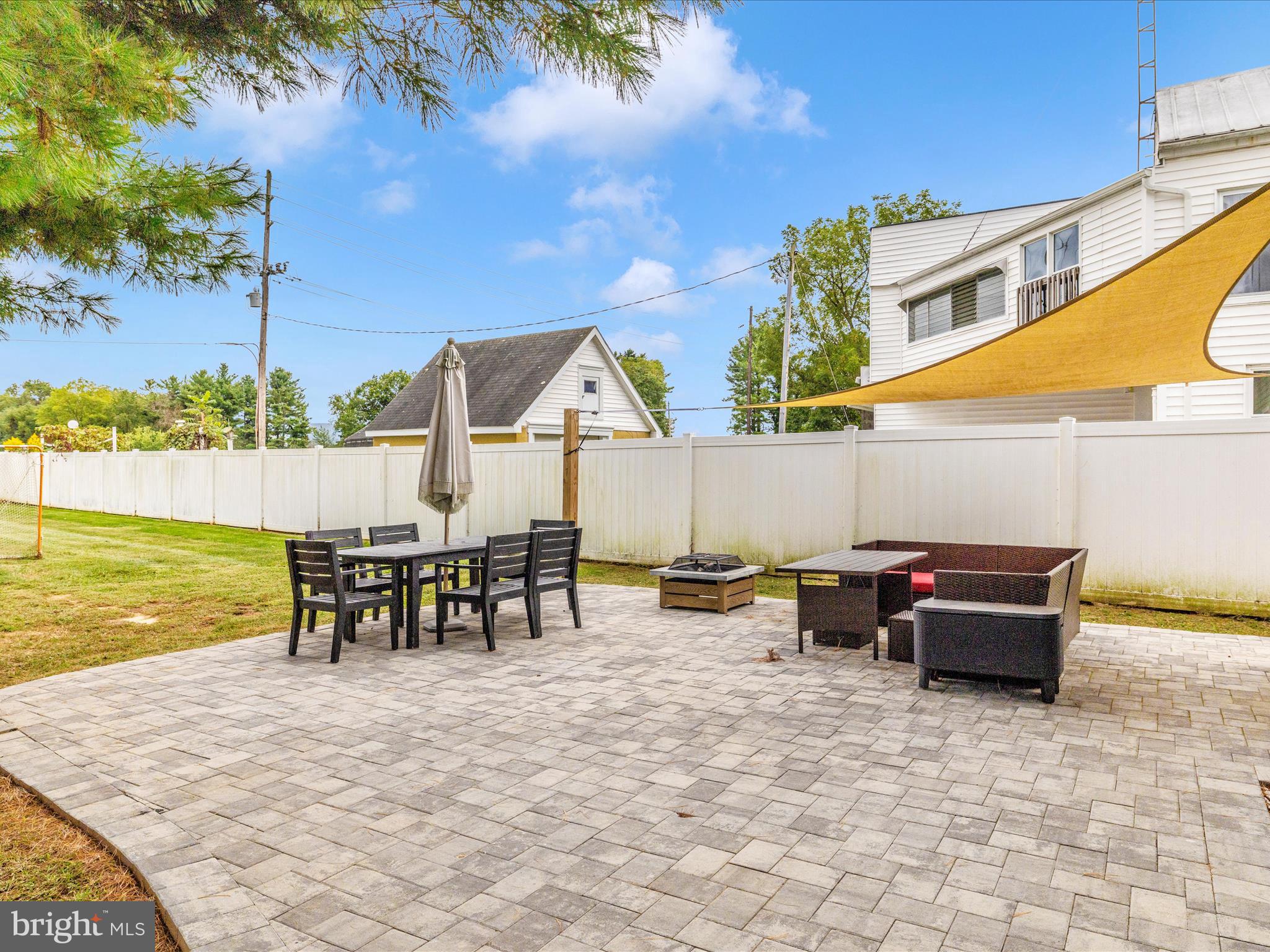 MYERSVILLE - Residential