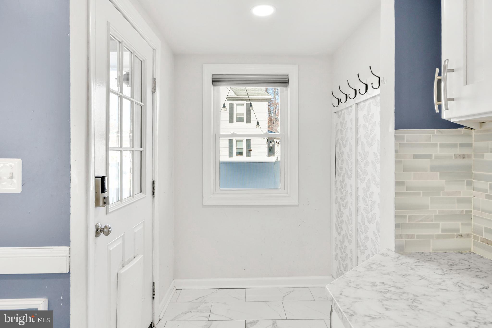 MYERSVILLE - Residential