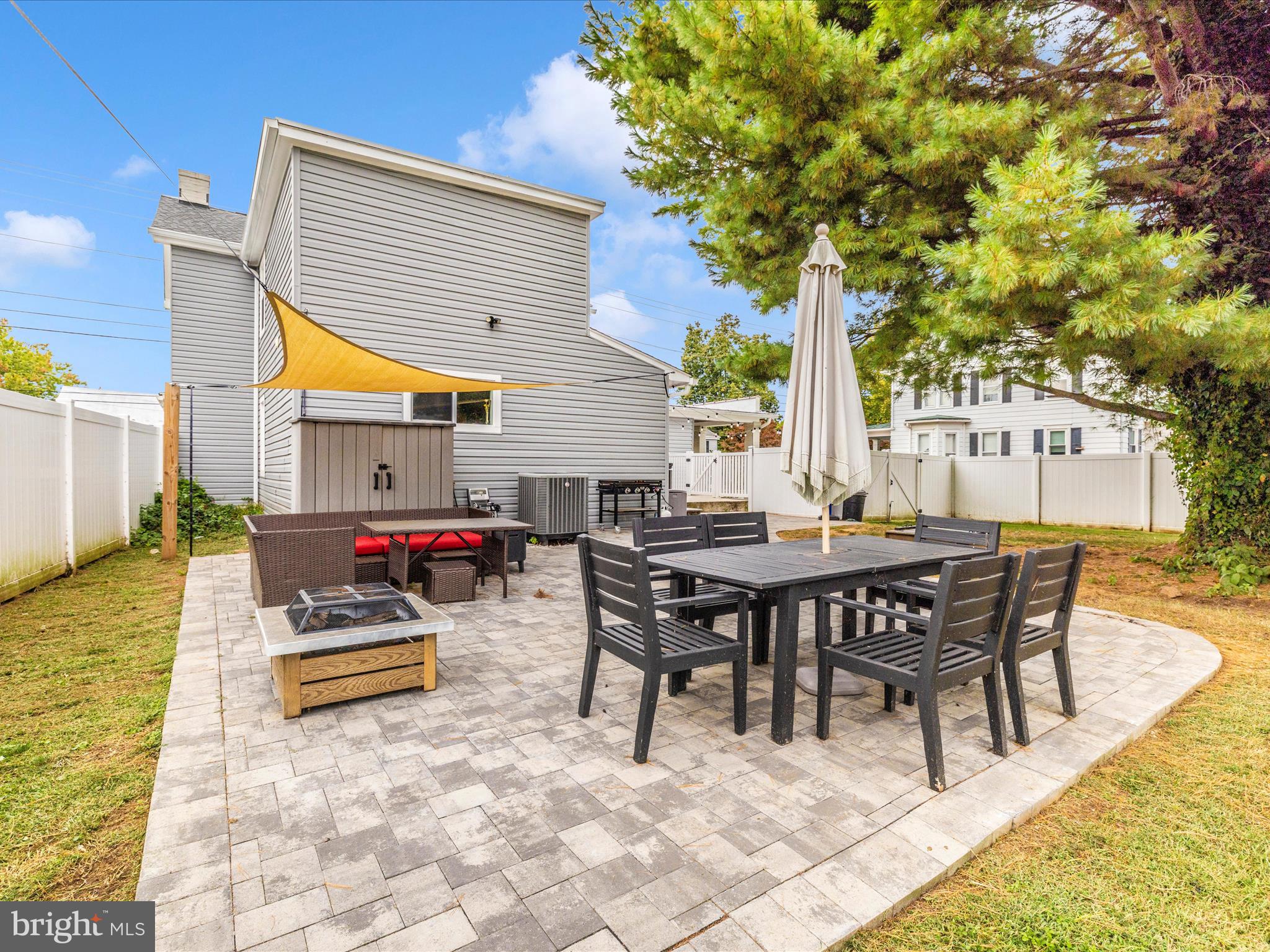 MYERSVILLE - Residential