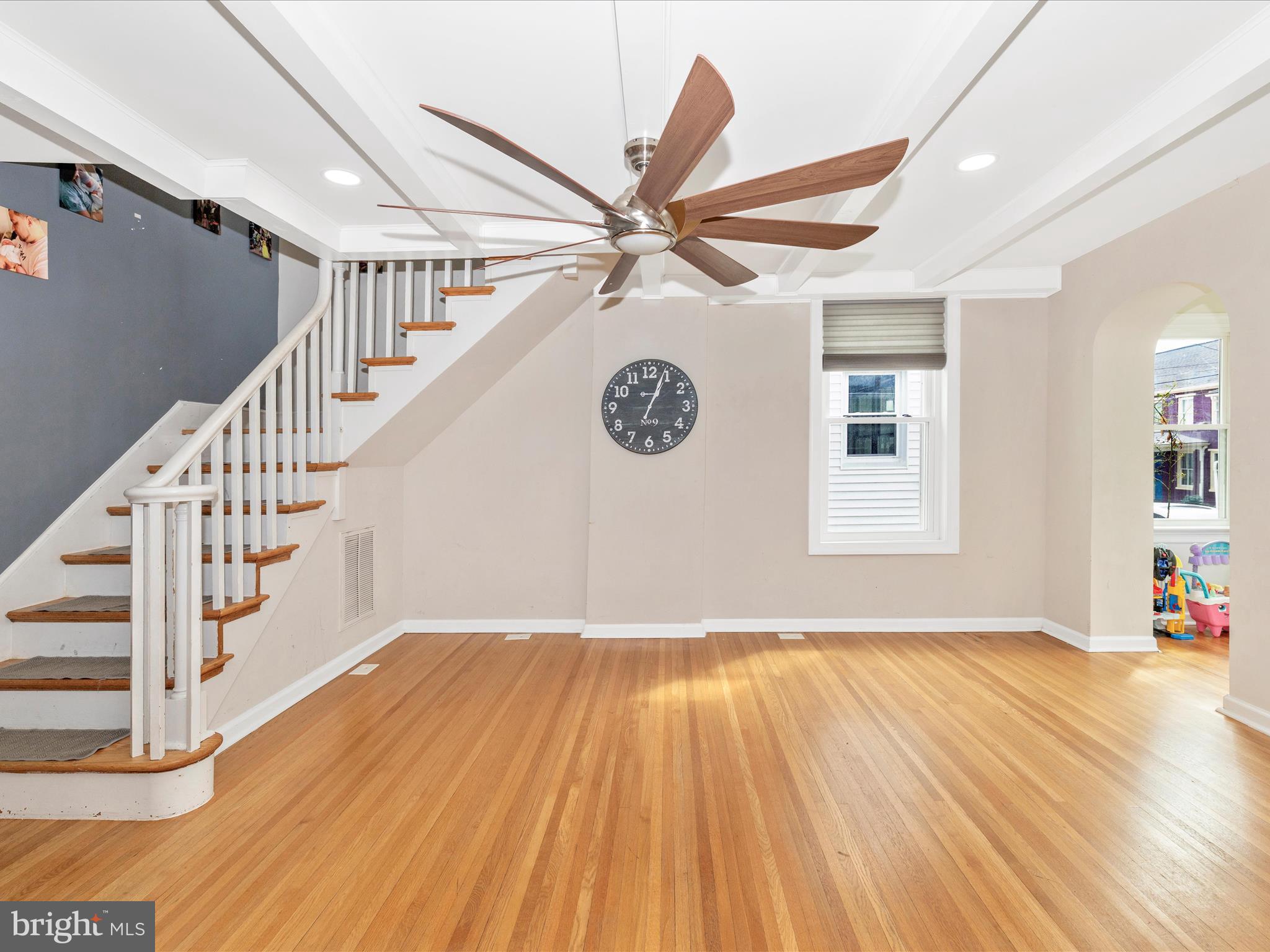 MYERSVILLE - Residential