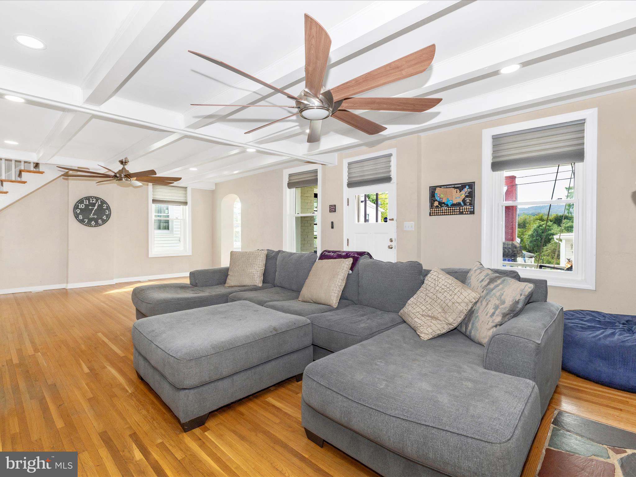 MYERSVILLE - Residential