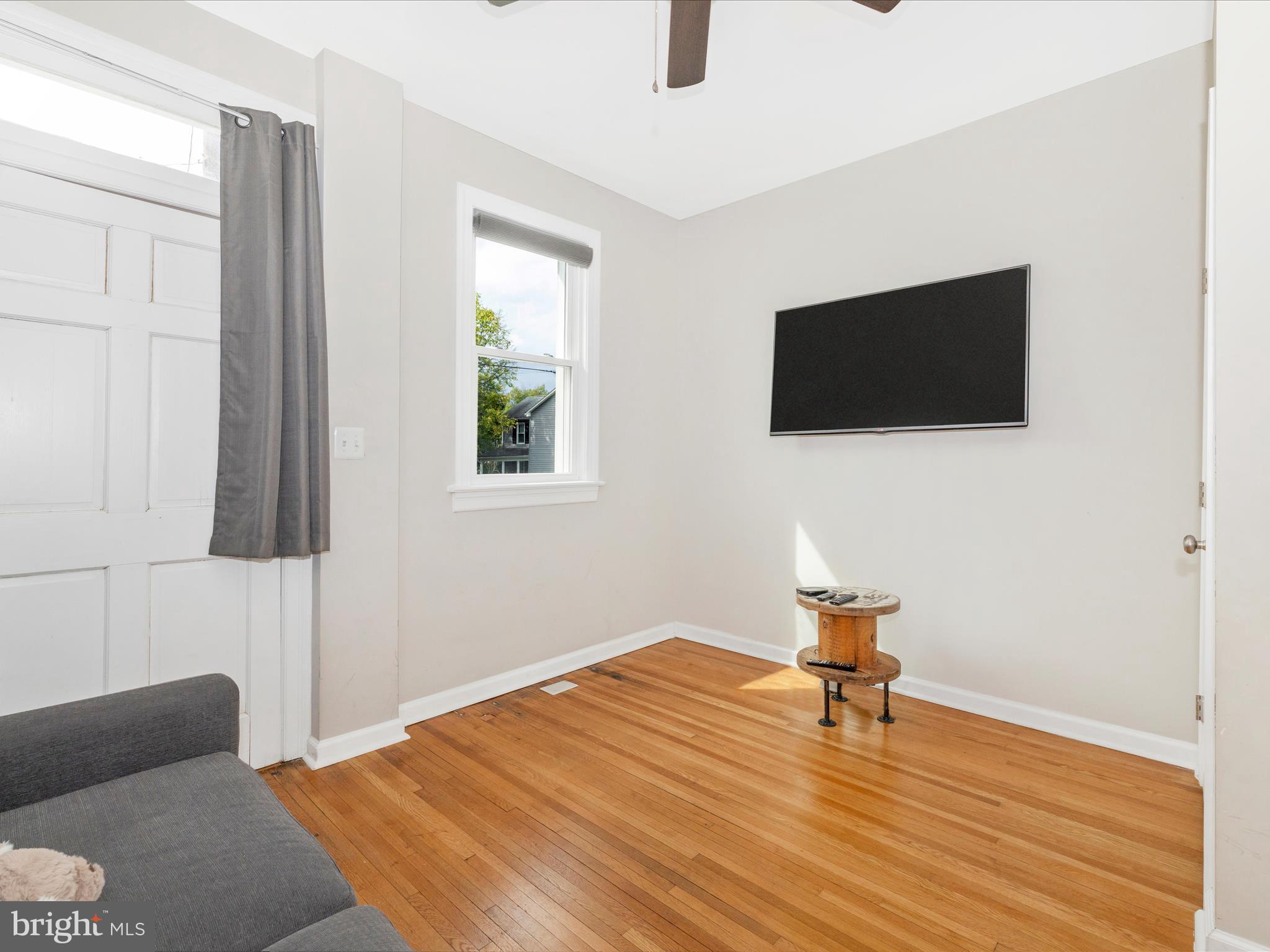 MYERSVILLE - Residential