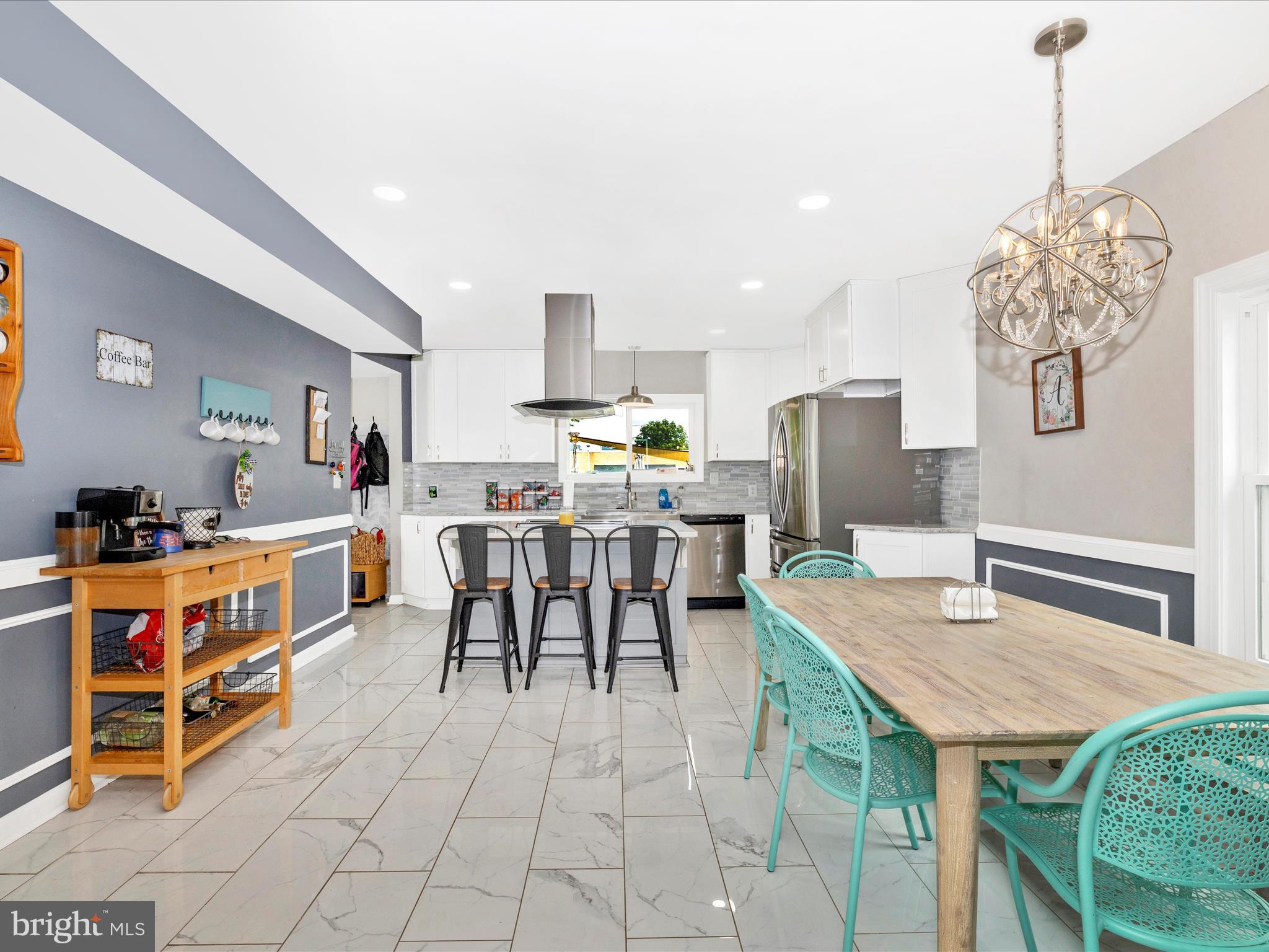 MYERSVILLE - Residential