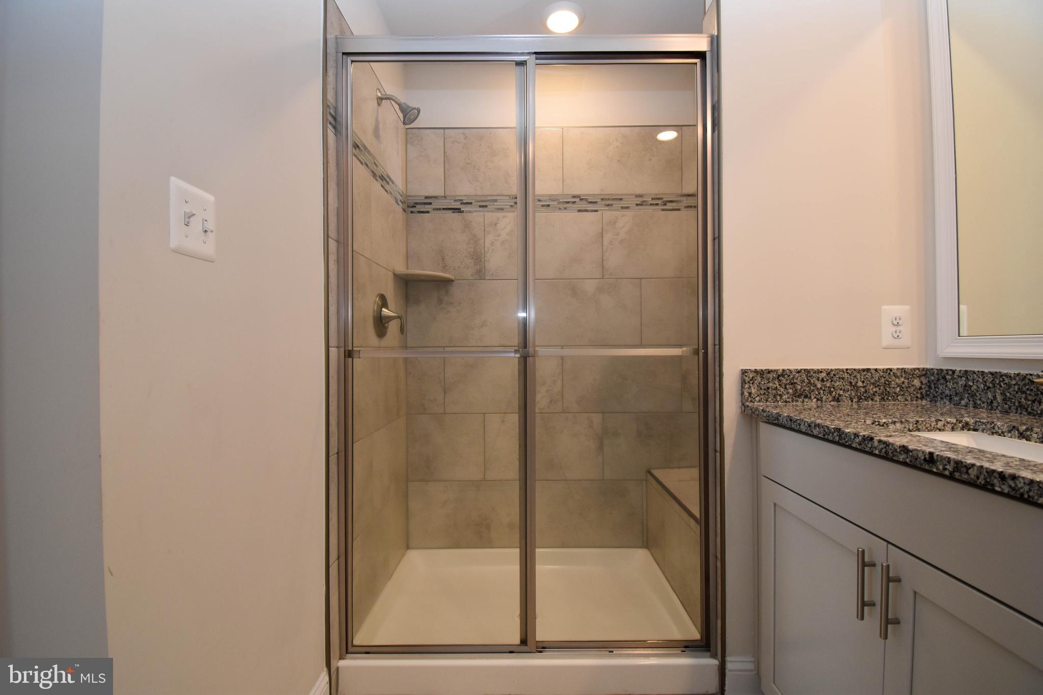 PLANTATION LAKES - Residential