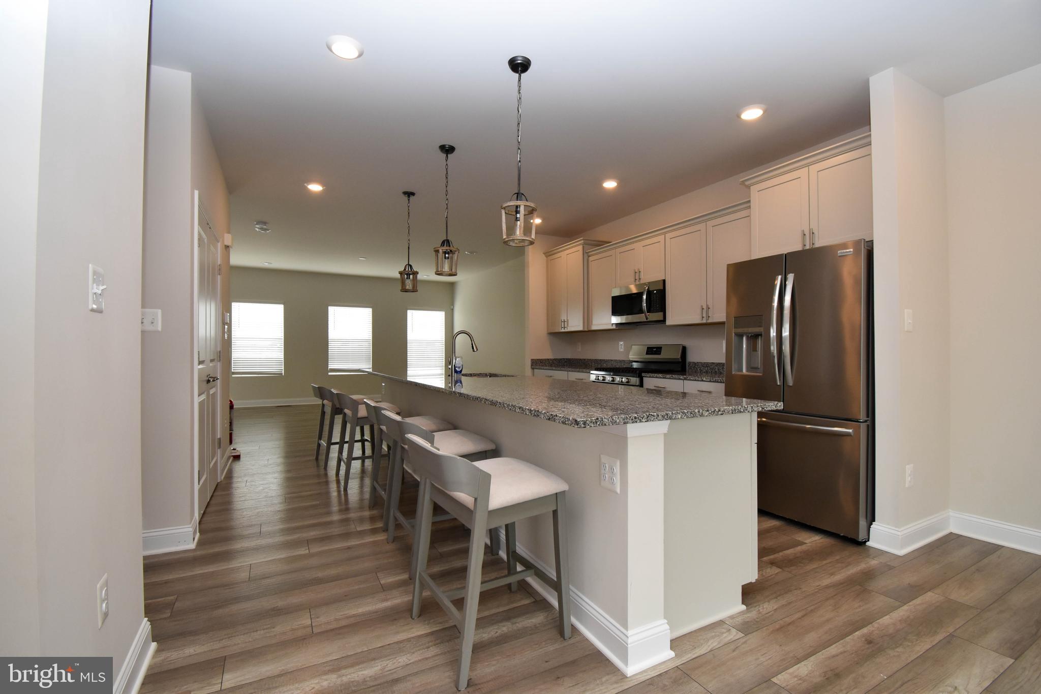 PLANTATION LAKES - Residential