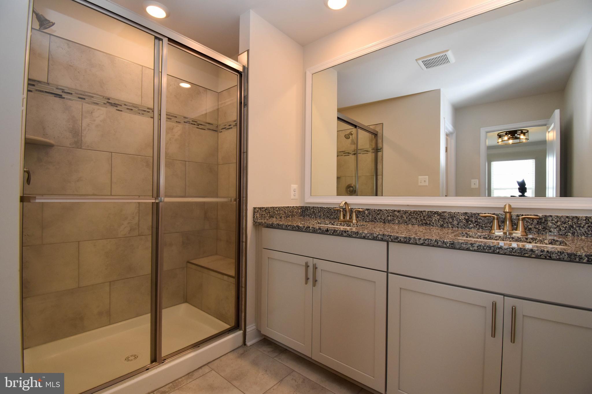 PLANTATION LAKES - Residential