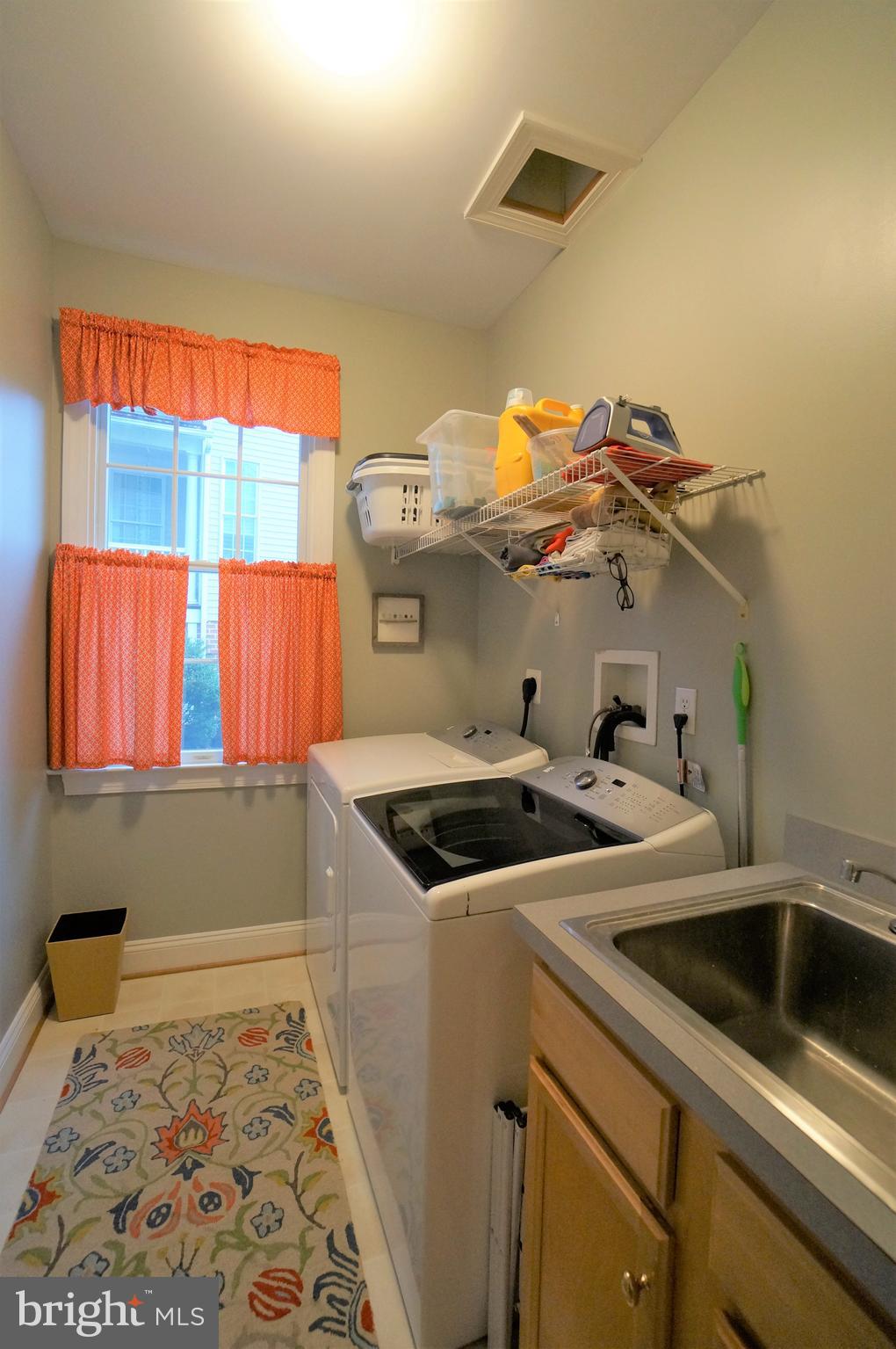 CARROLL GLEN - Residential