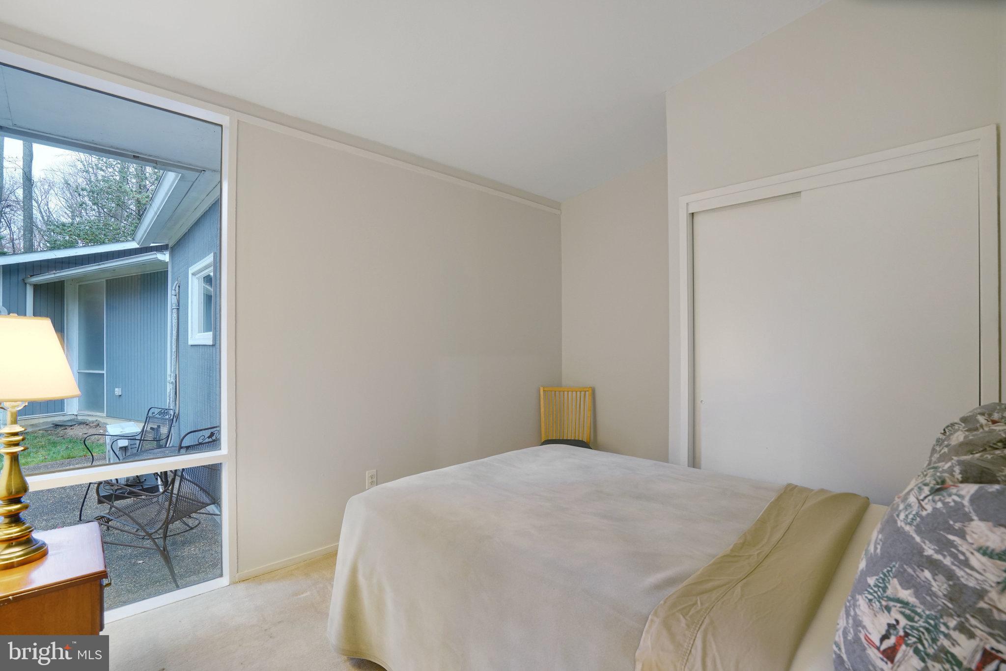 HOLLIN HILLS - Residential