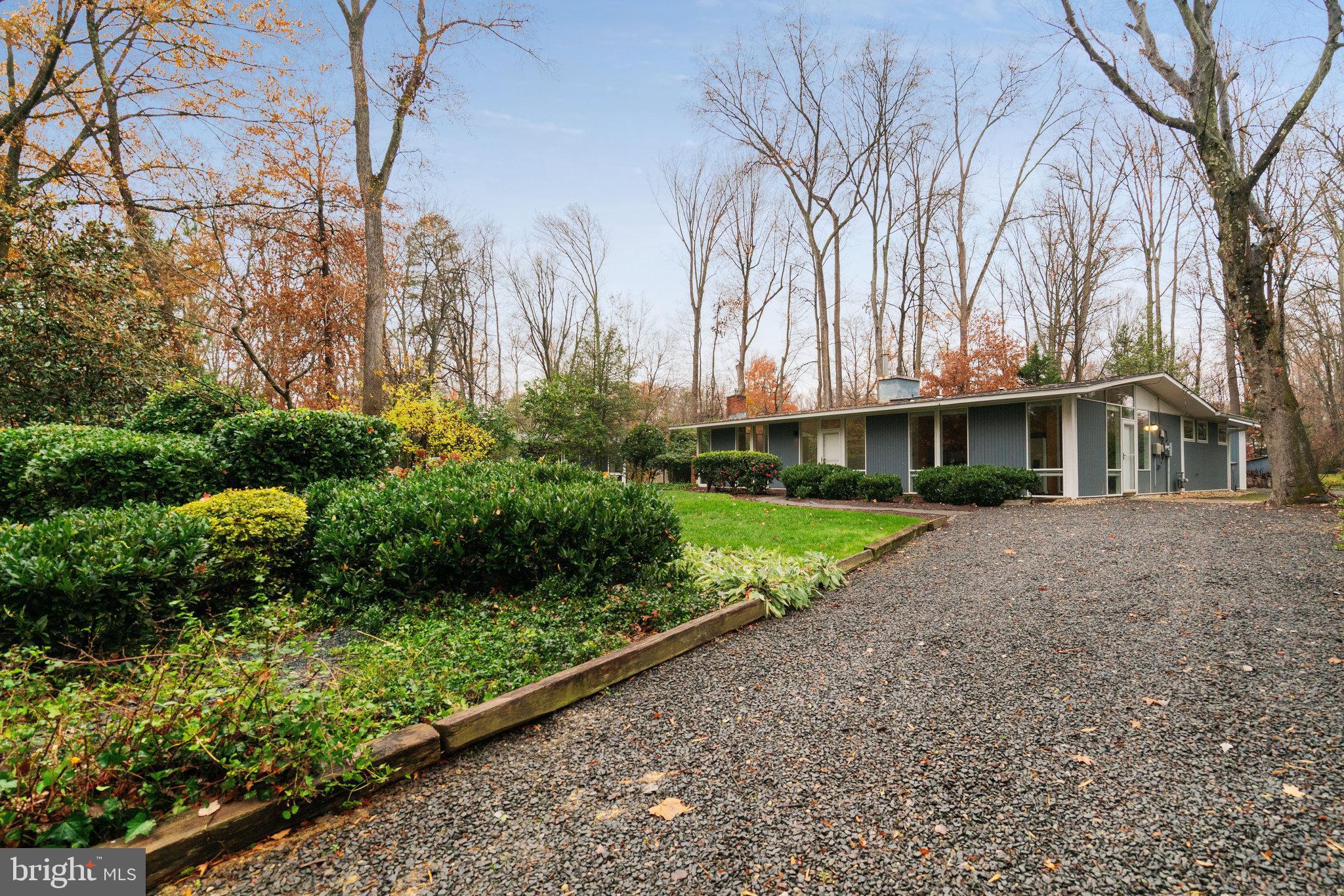 2406 BRENTWOOD PLACE