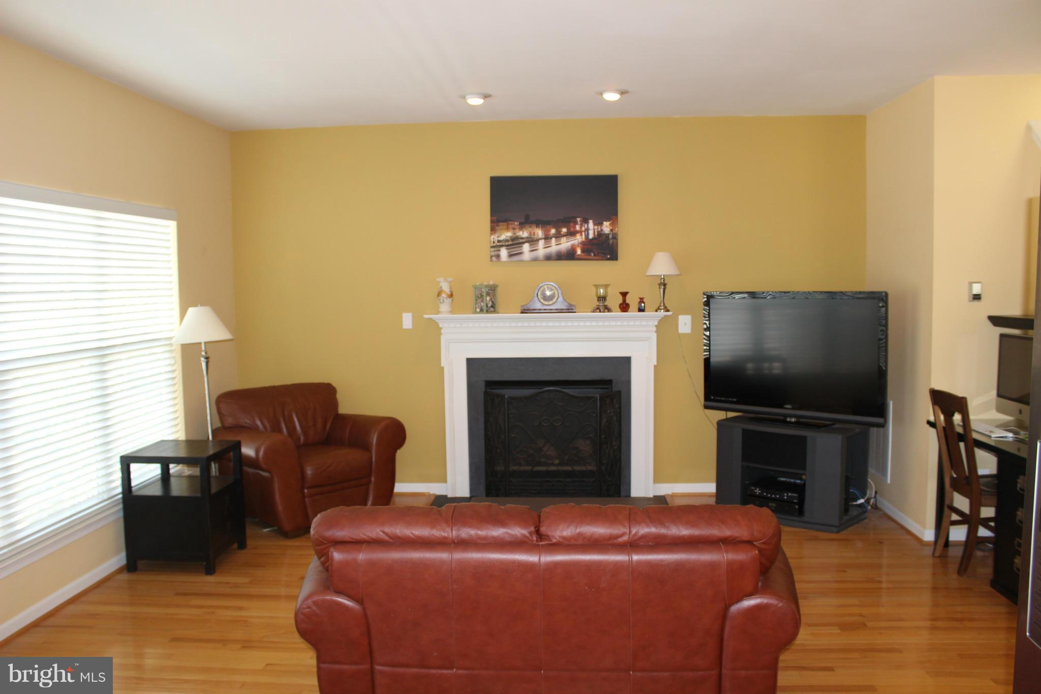 SOUTH RIDING - Residential