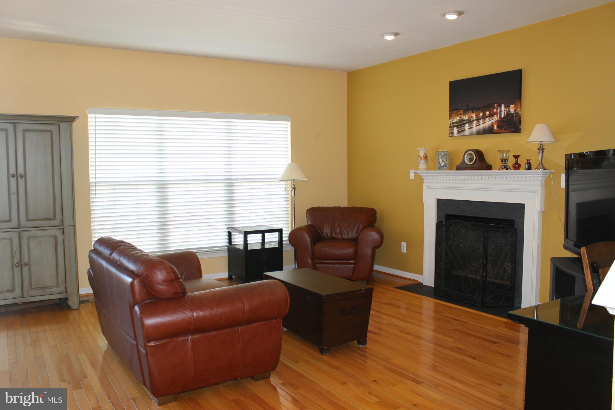 SOUTH RIDING - Residential