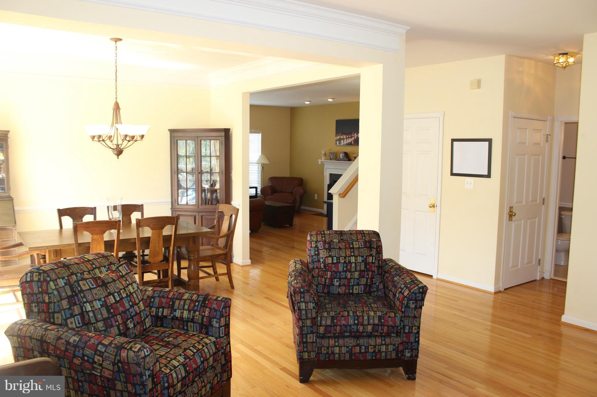 SOUTH RIDING - Residential