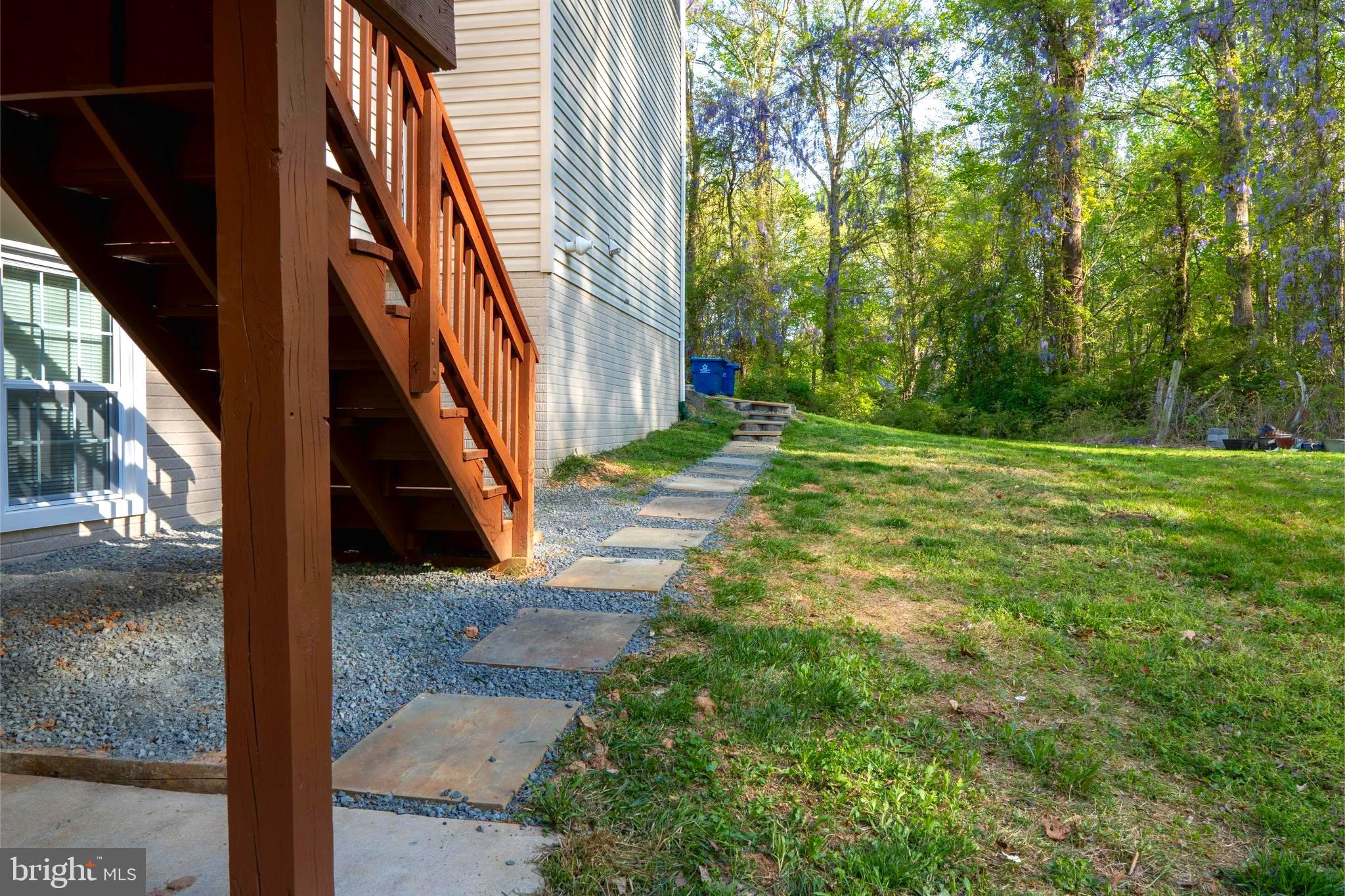 OAK RIDGE ESTATES - Residential Lease