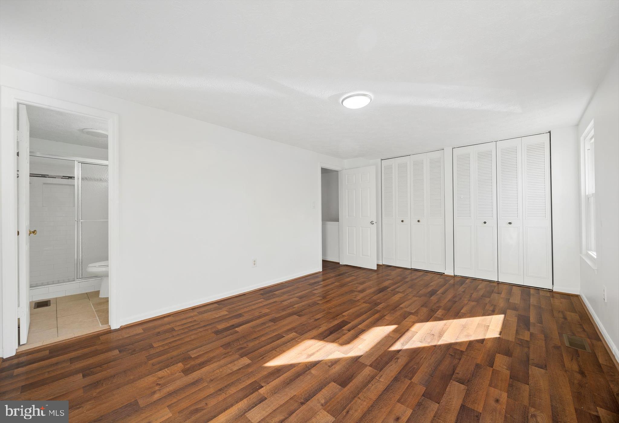 SILVER SPRING CNTRY CLUB - Residential