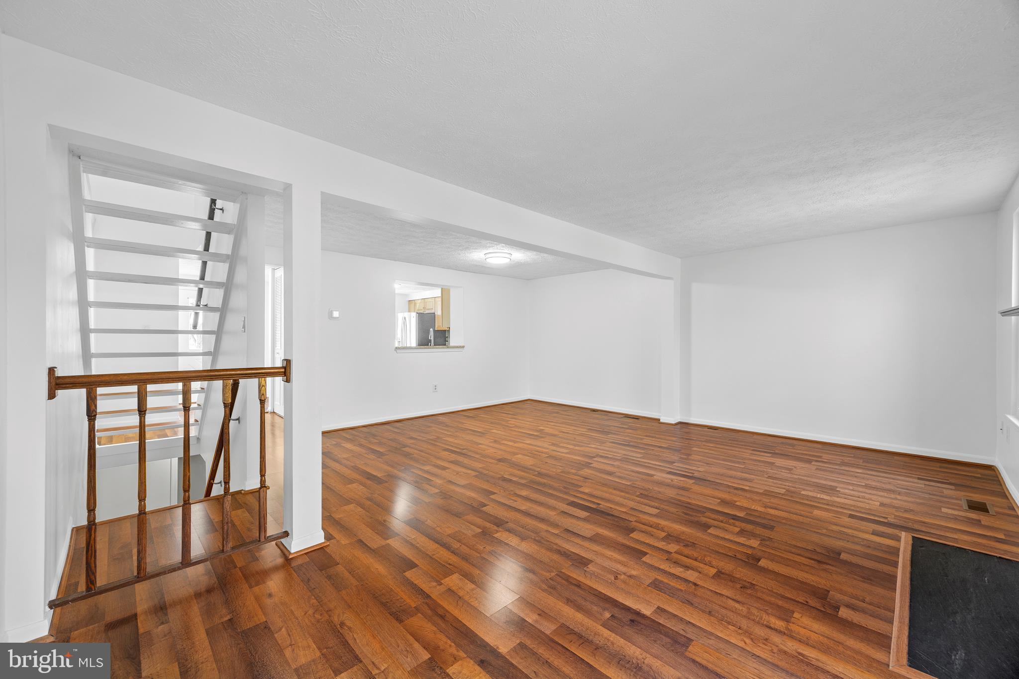 SILVER SPRING CNTRY CLUB - Residential