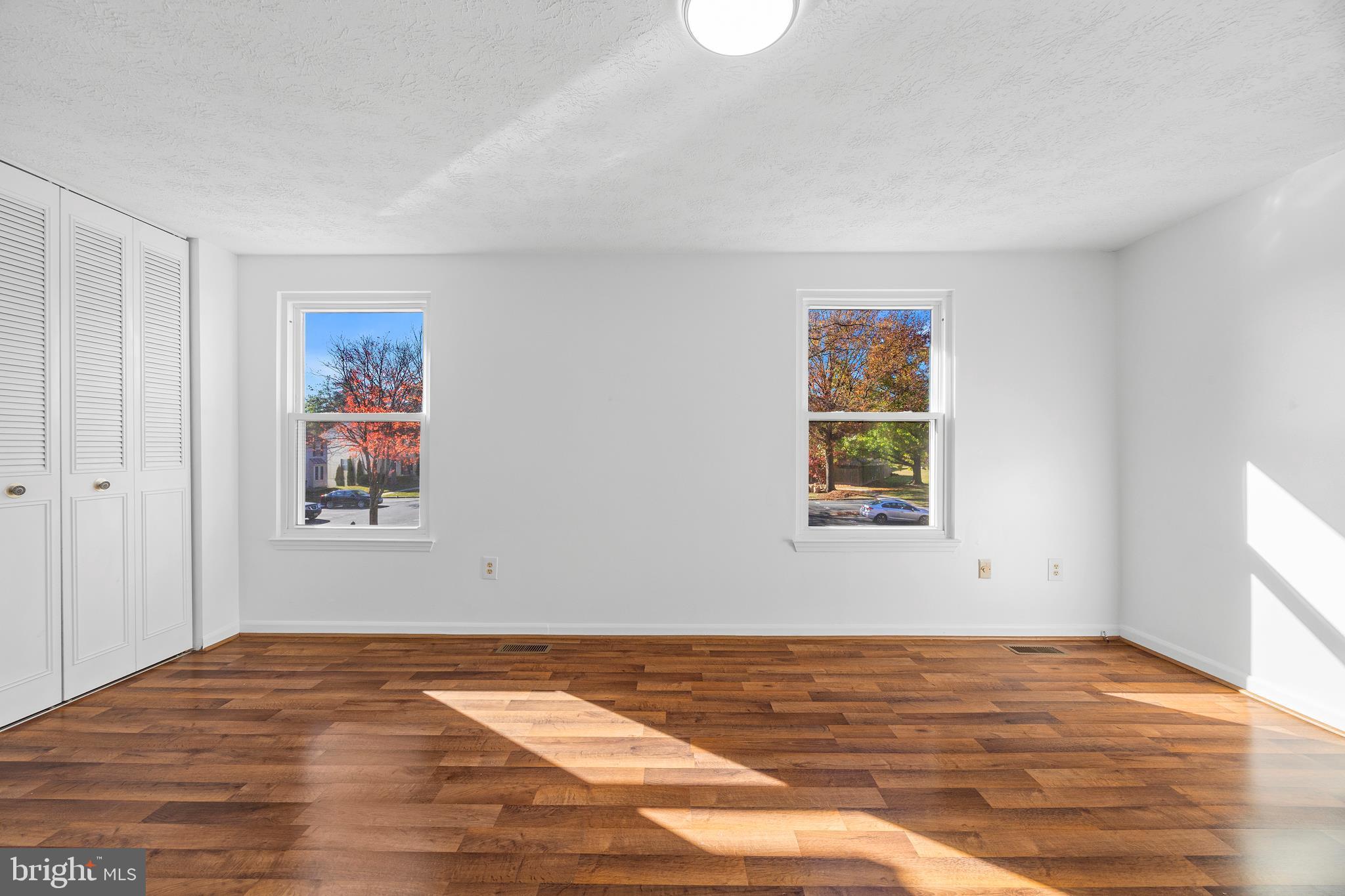 SILVER SPRING CNTRY CLUB - Residential