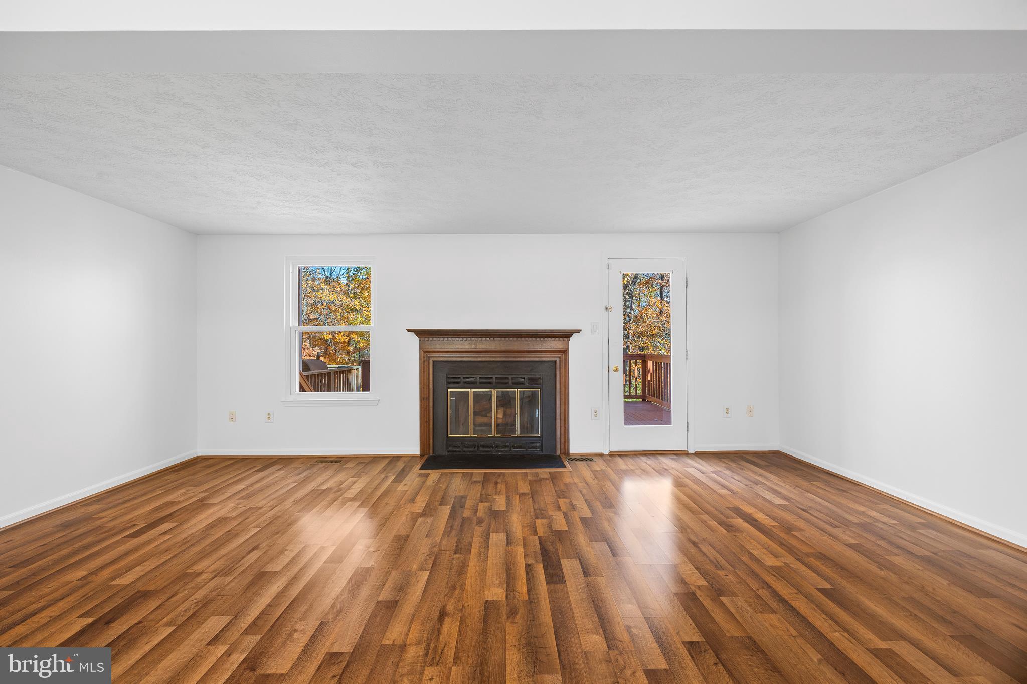 SILVER SPRING CNTRY CLUB - Residential