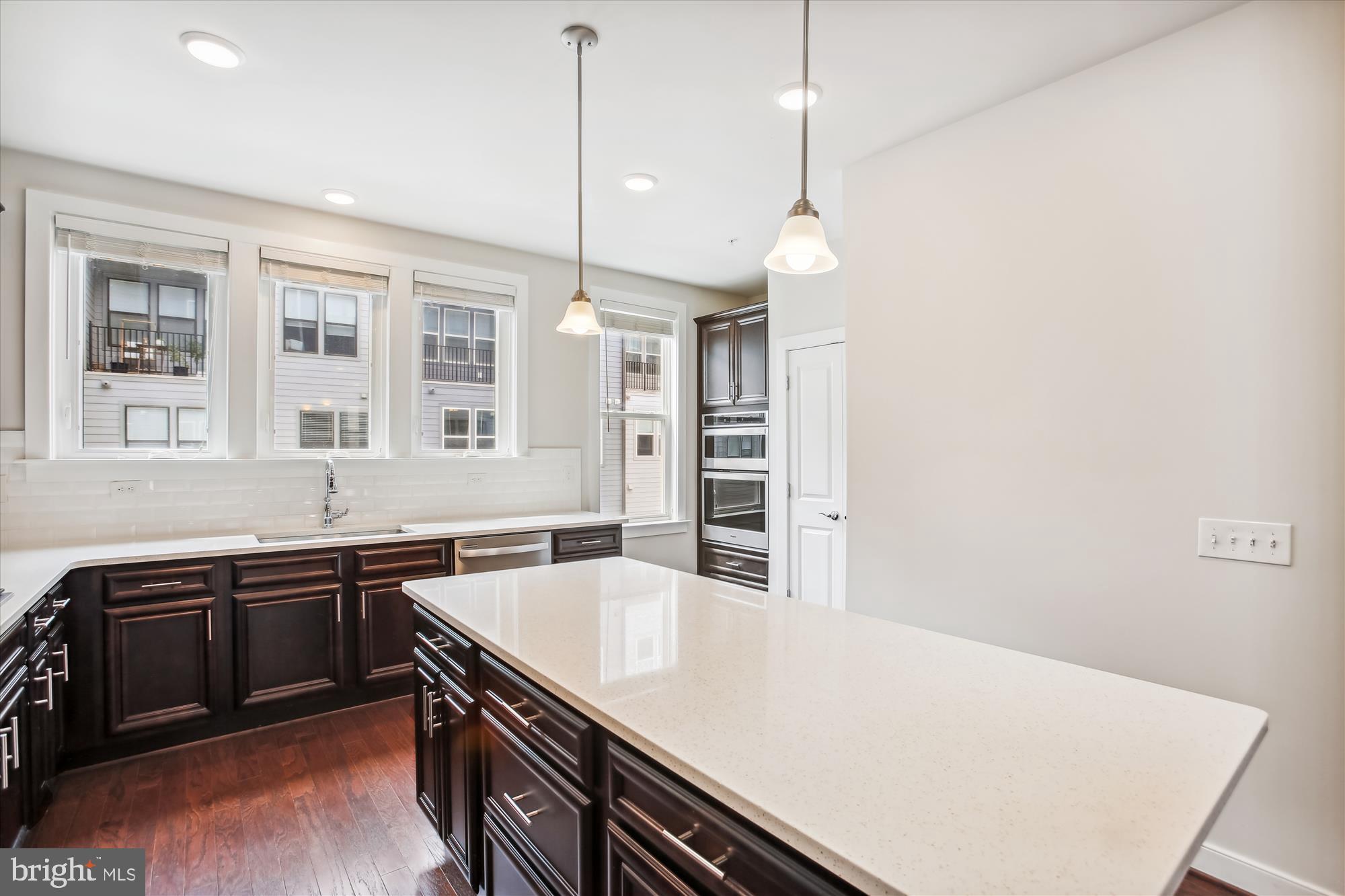 METROPARK AT ARROWBROOK - Residential Lease