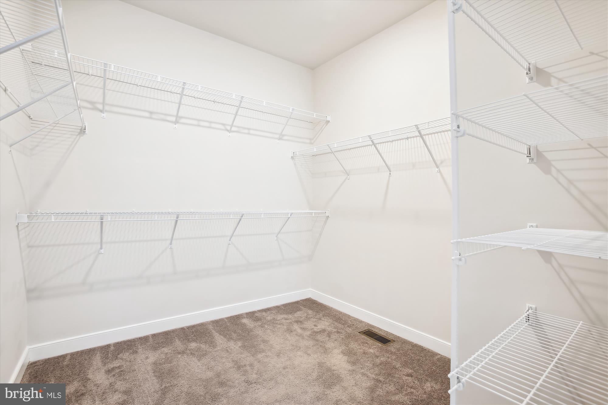 METROPARK AT ARROWBROOK - Residential Lease